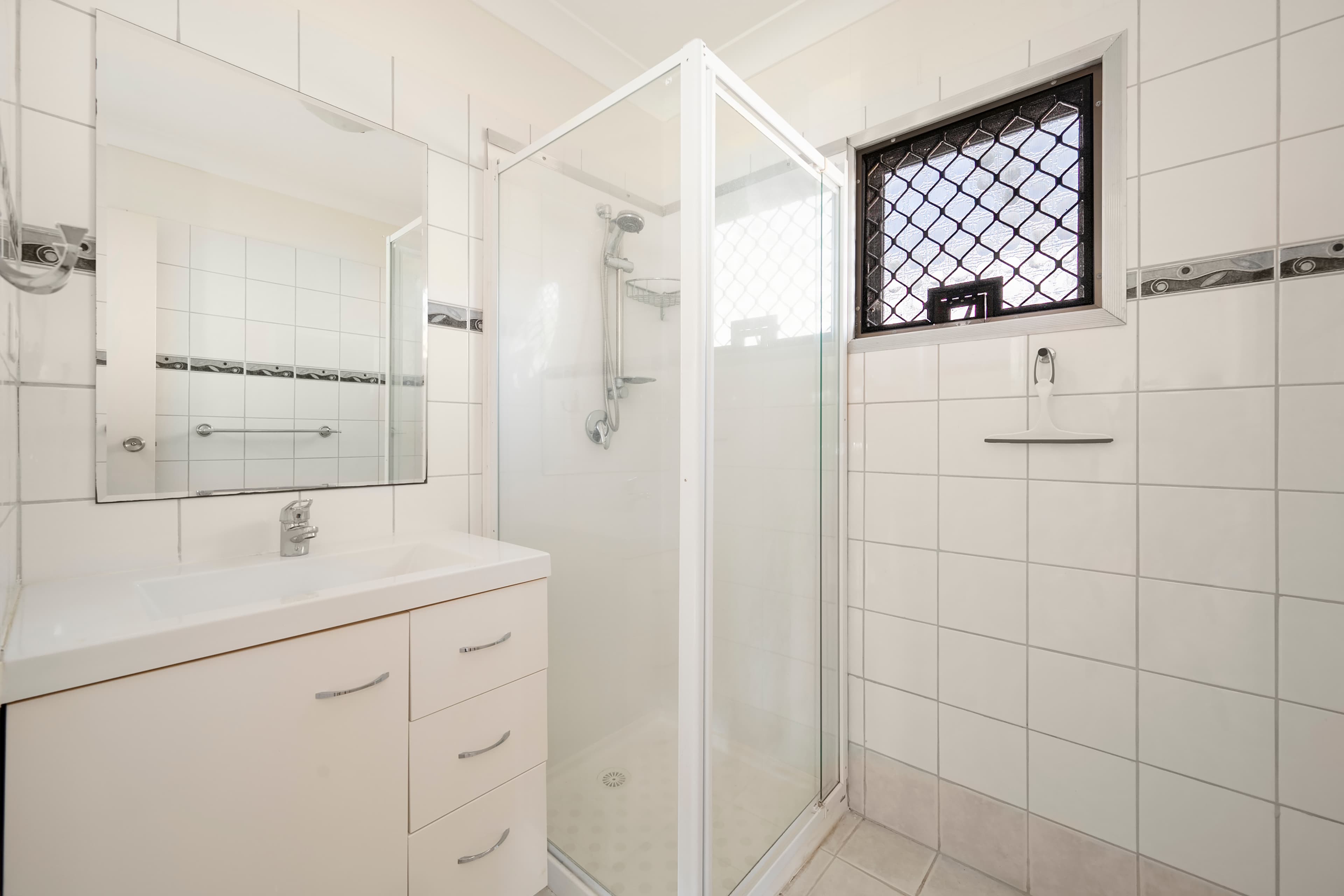 13 Richardson Street, Douglas, Douglas - Thumbnail 5