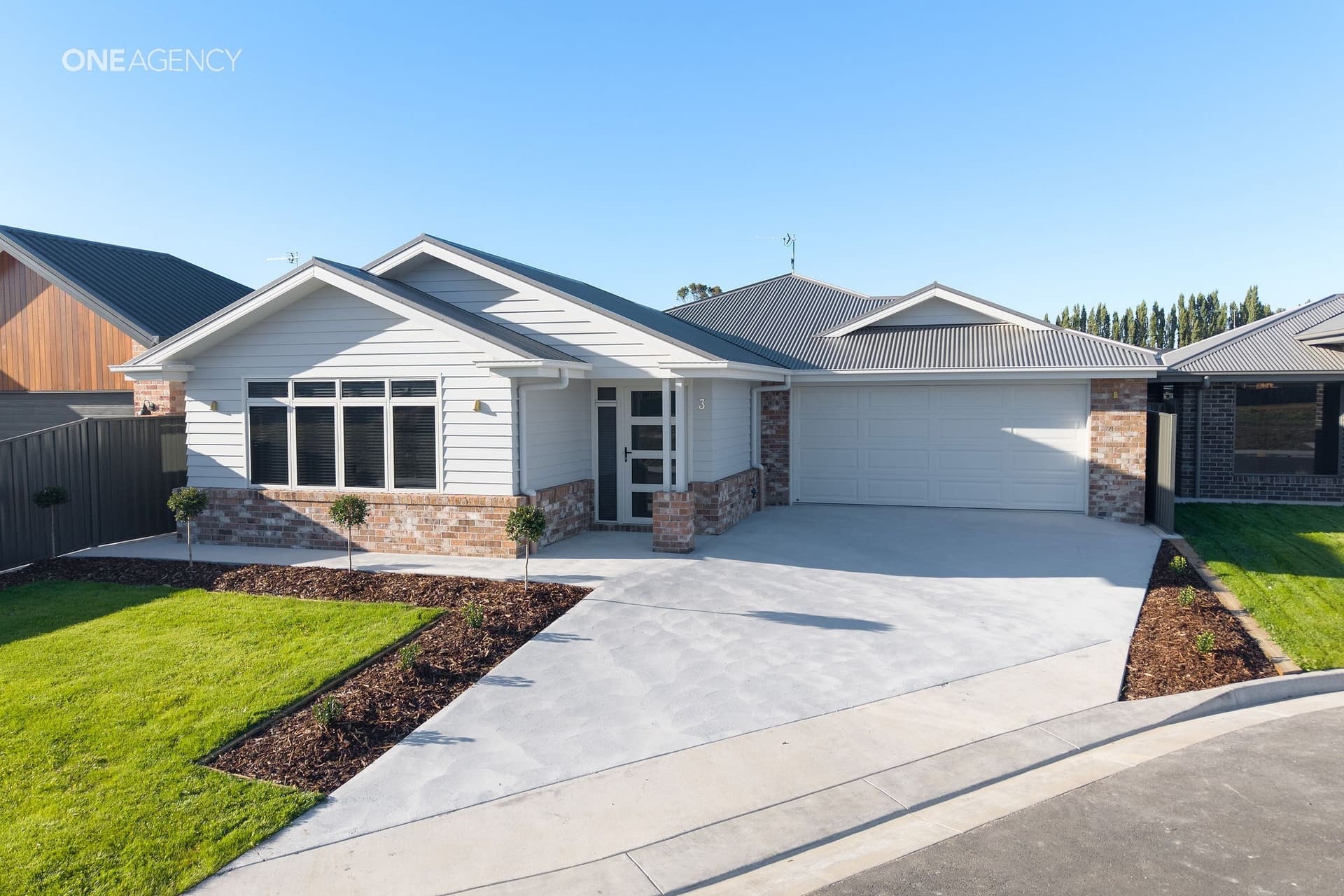3 Kae Campbell Close, Latrobe, Latrobe - Thumbnail 2