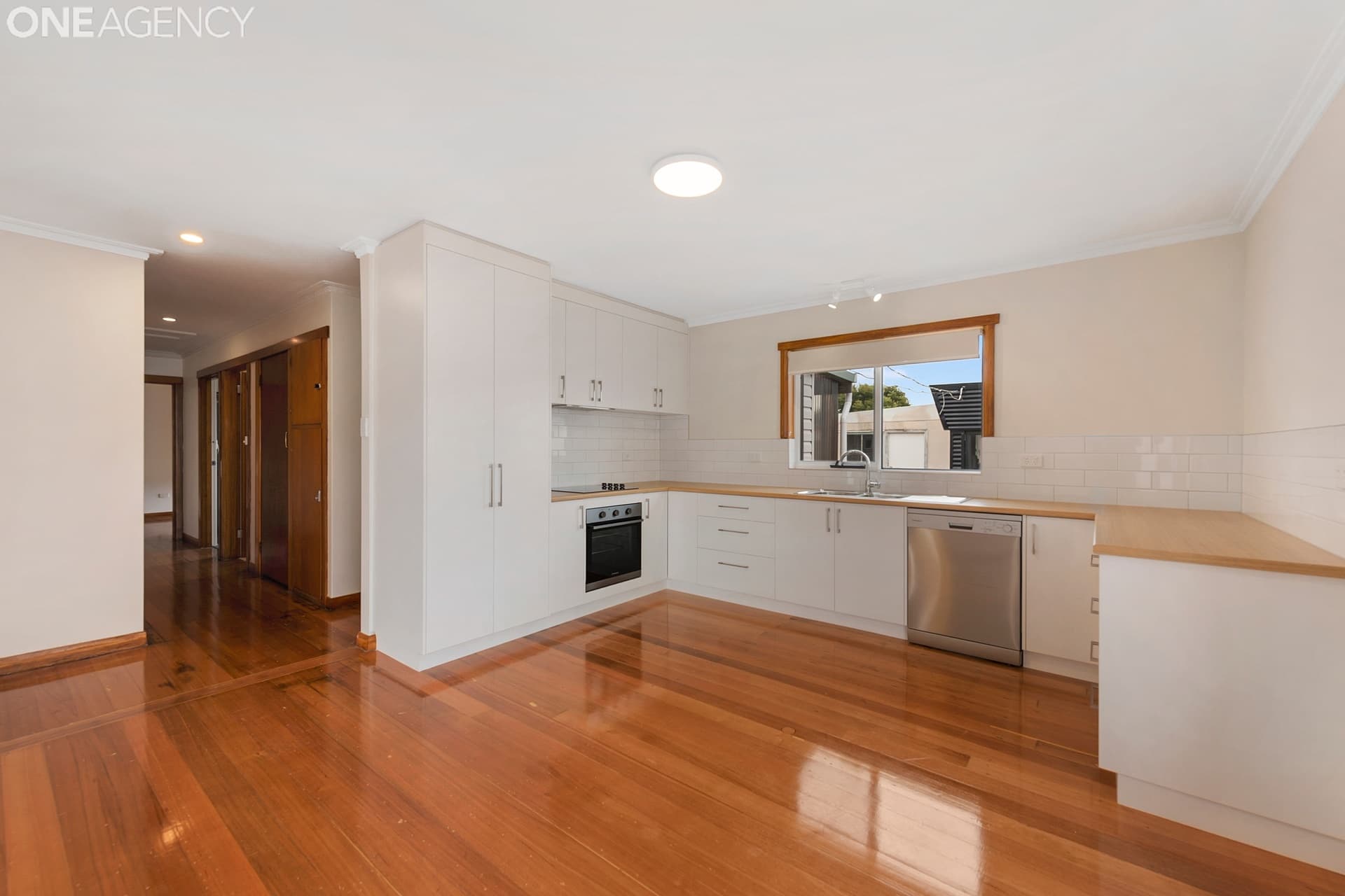 18 Churchill Avenue, Devonport, Devonport - Thumbnail 4