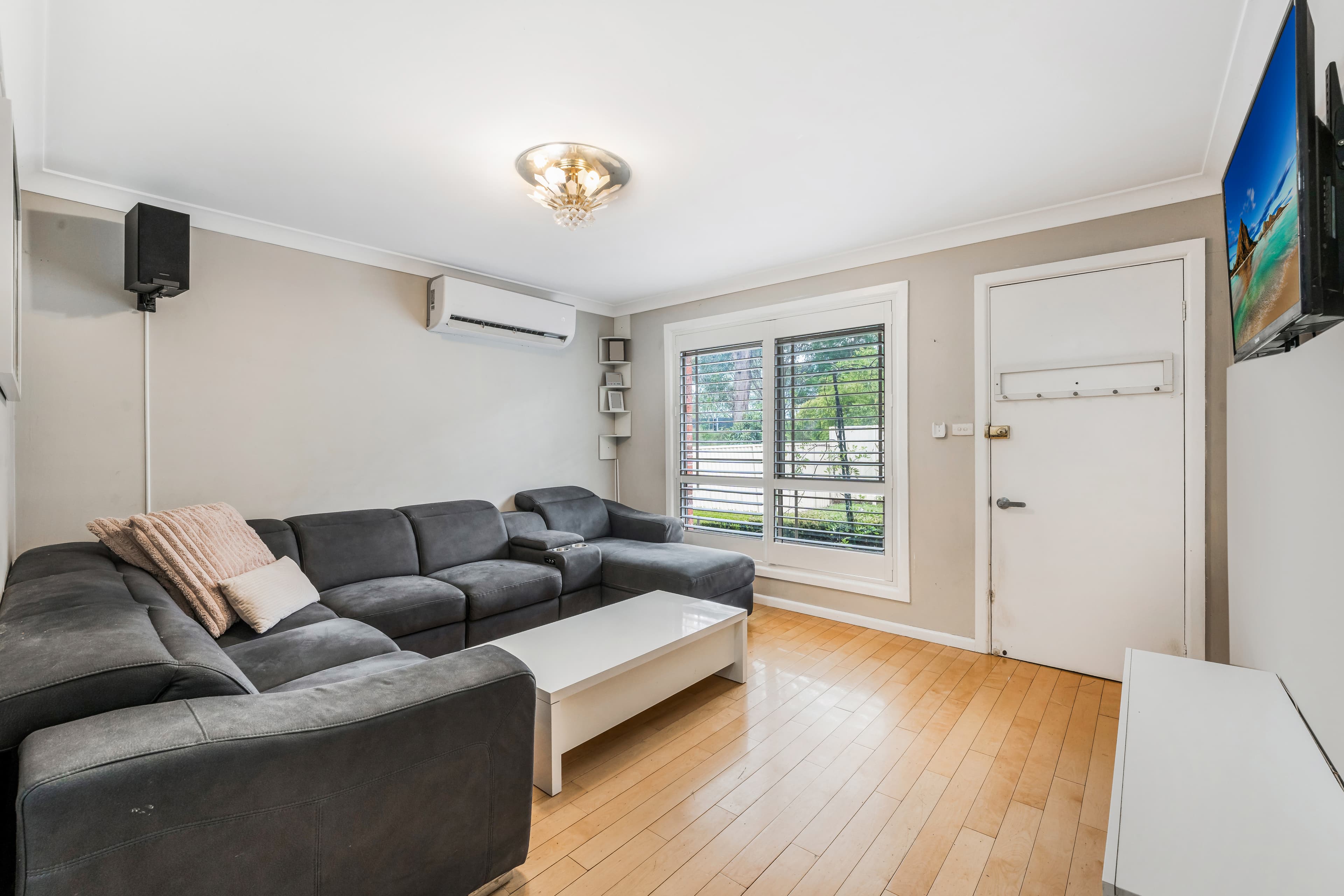 8/13-15 Carnation Avenue, Casula, Casula - Thumbnail 3