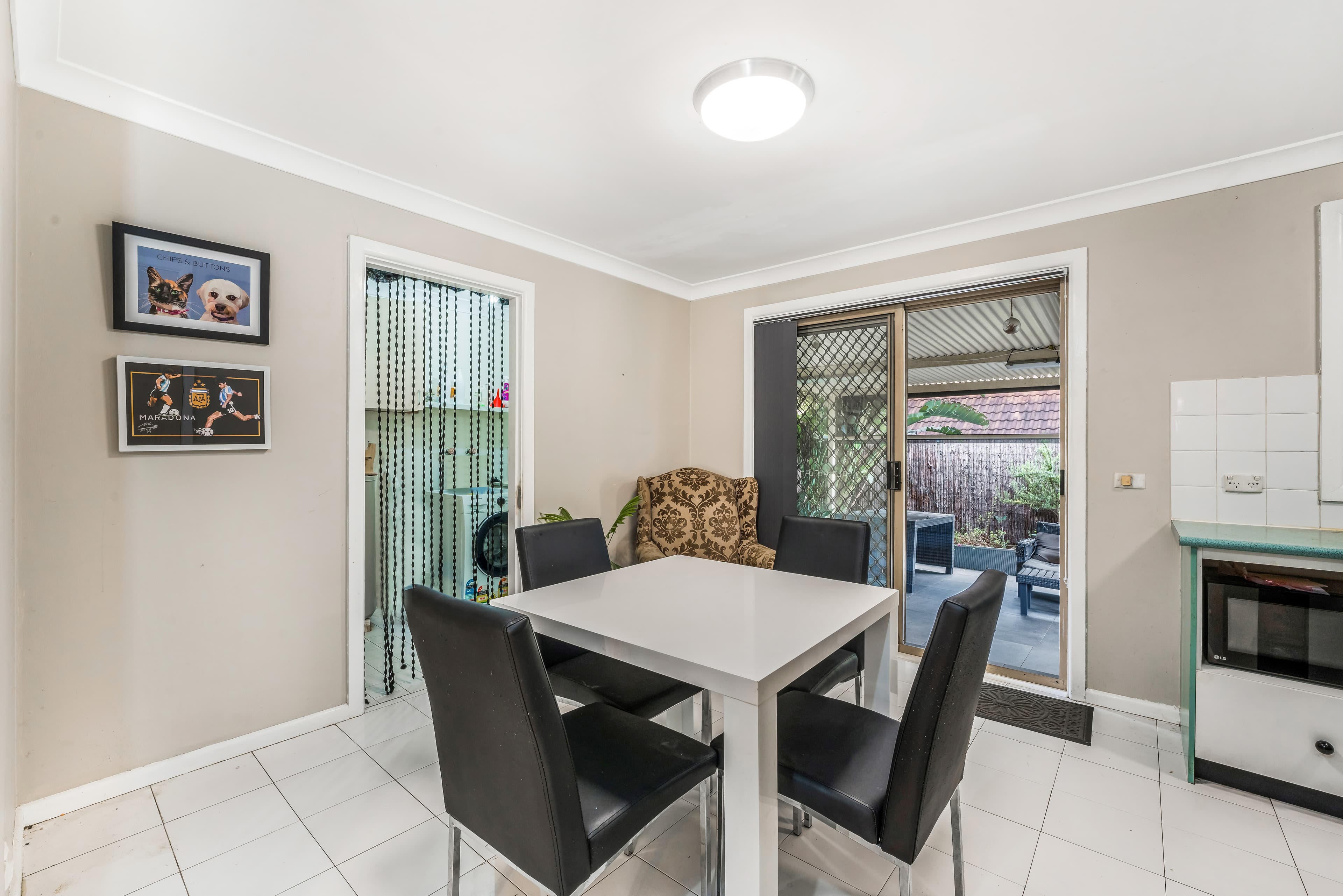 8/13-15 Carnation Avenue, Casula, Casula - Thumbnail 5