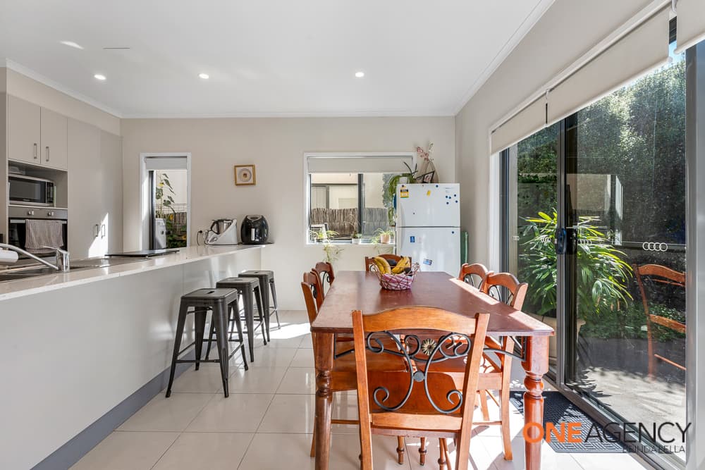 81 Katoomba Street, Harrison, Harrison - Thumbnail 4