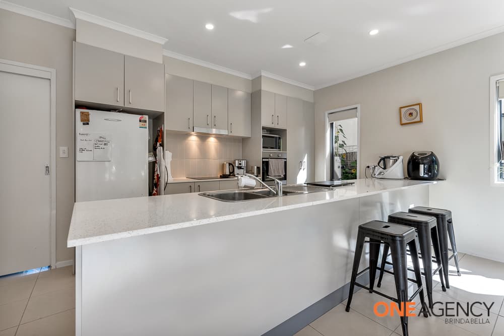 81 Katoomba Street, Harrison, Harrison - Thumbnail 2