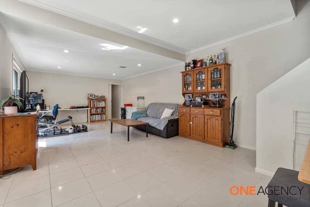 81 Katoomba Street, Harrison, Harrison - Thumbnail 6