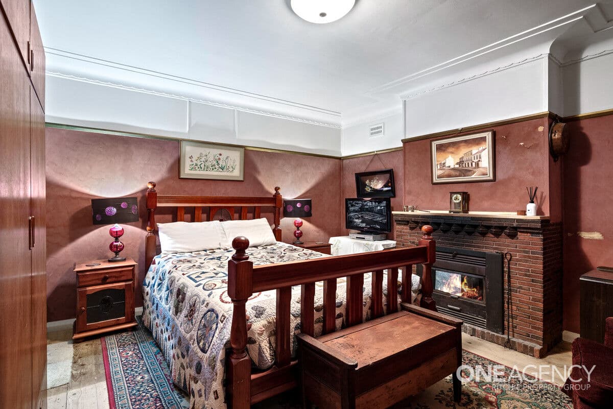 35 Hawkesbury Road, Springwood, Springwood - Thumbnail 5