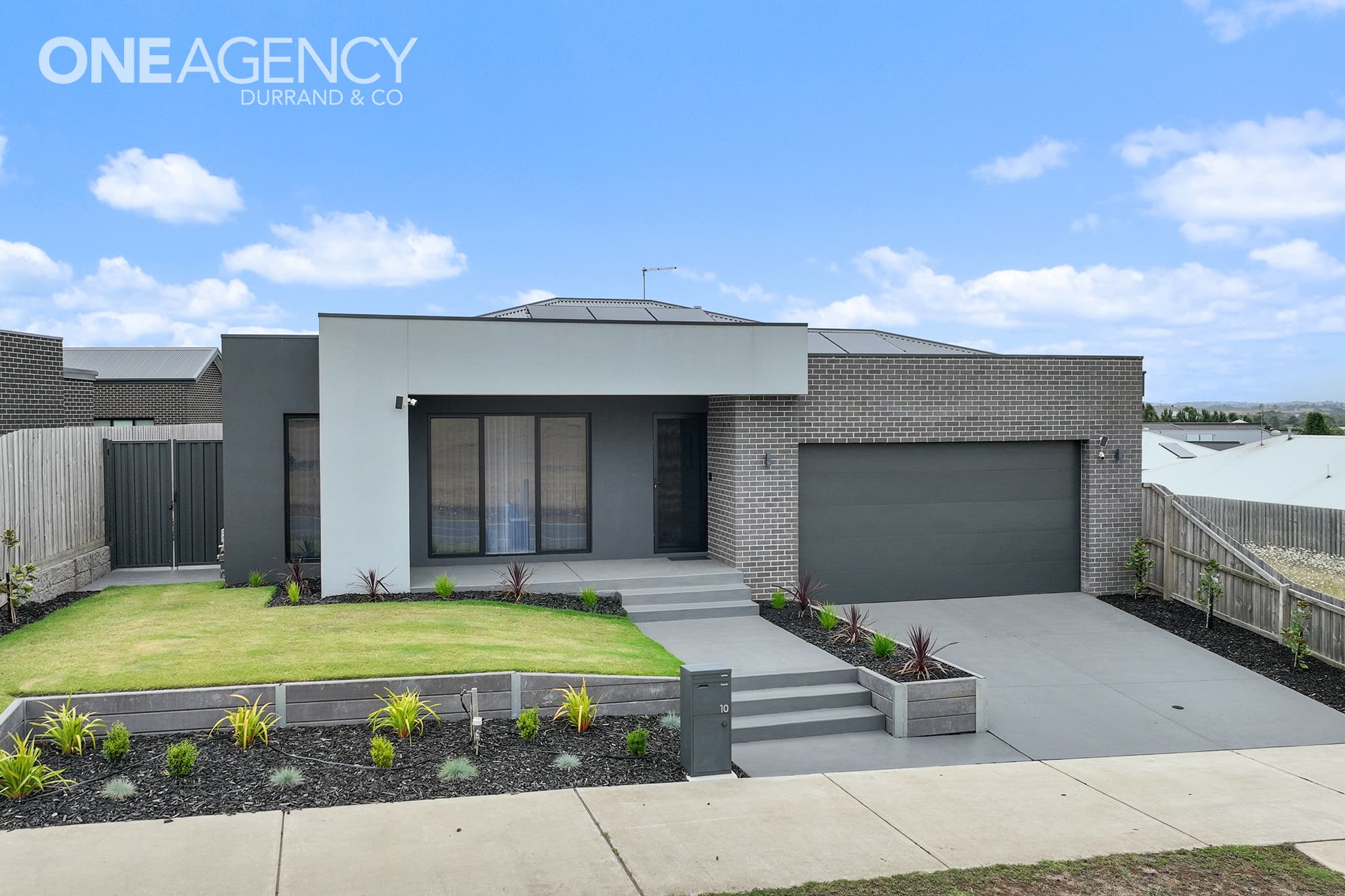 10 Silver Wattle Drive, Warragul, Warragul - Image 1