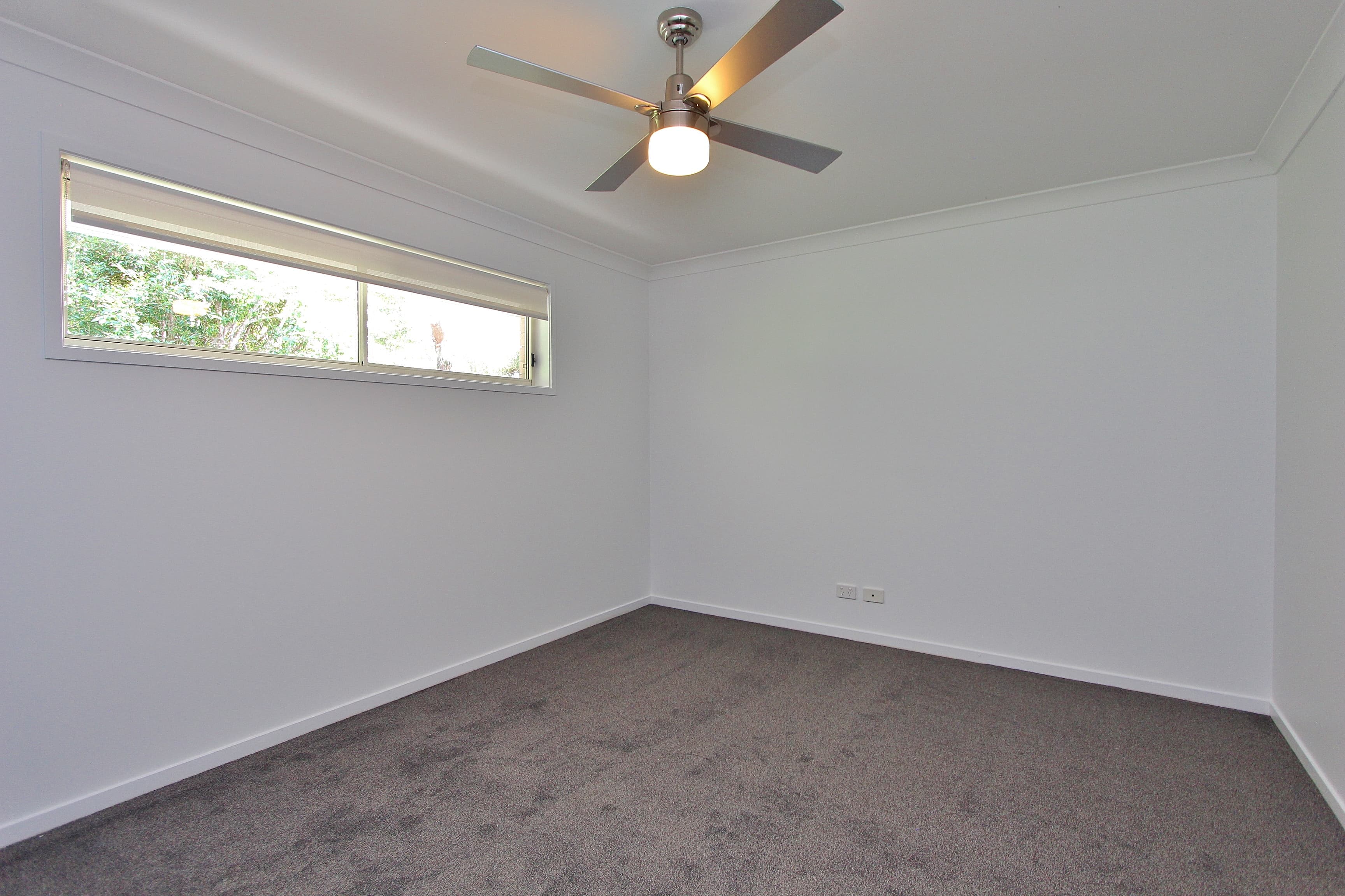 22 Ellerslie Crescent, Lakewood, Lakewood - Thumbnail 8