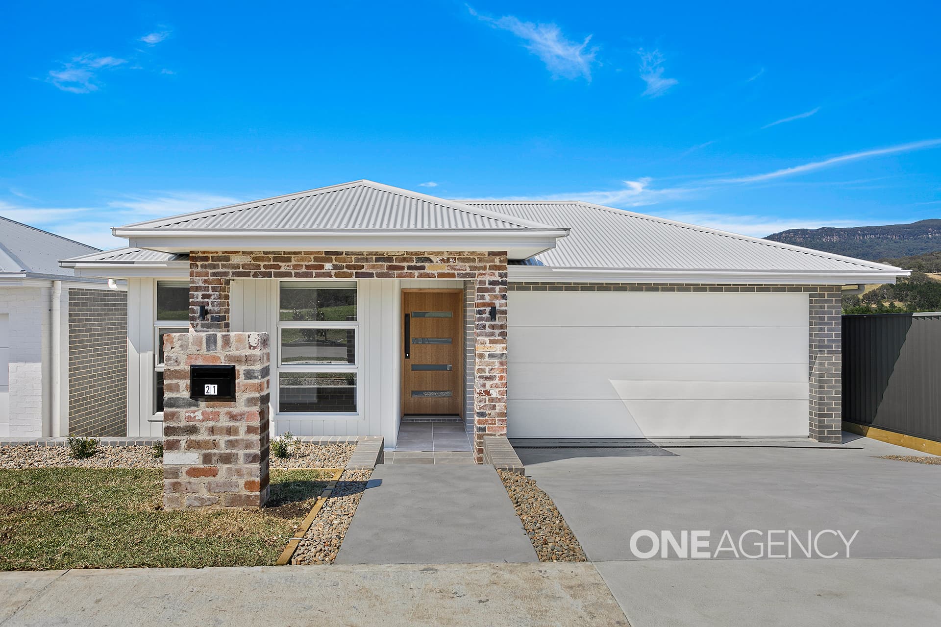 21 Bristlebird Drive, Calderwood, Calderwood - Image 1