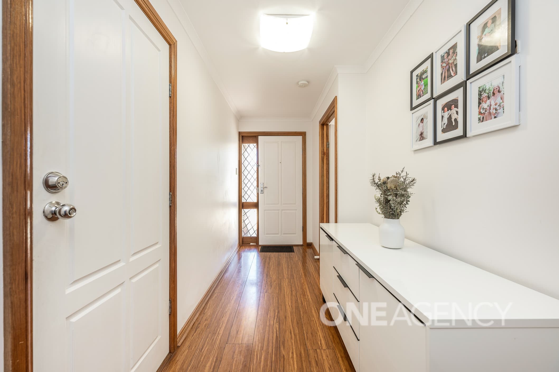 8 Creedon Close, Evanston Park, Evanston Park - Thumbnail 4