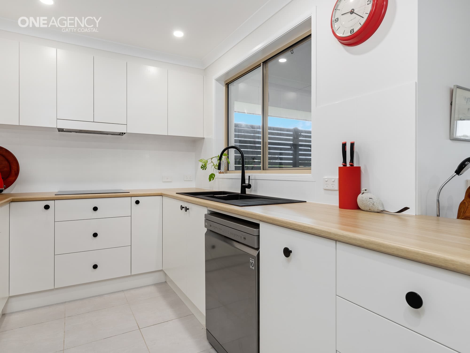 82 Coogee Street, Tuross Head, Tuross Head - Thumbnail 3