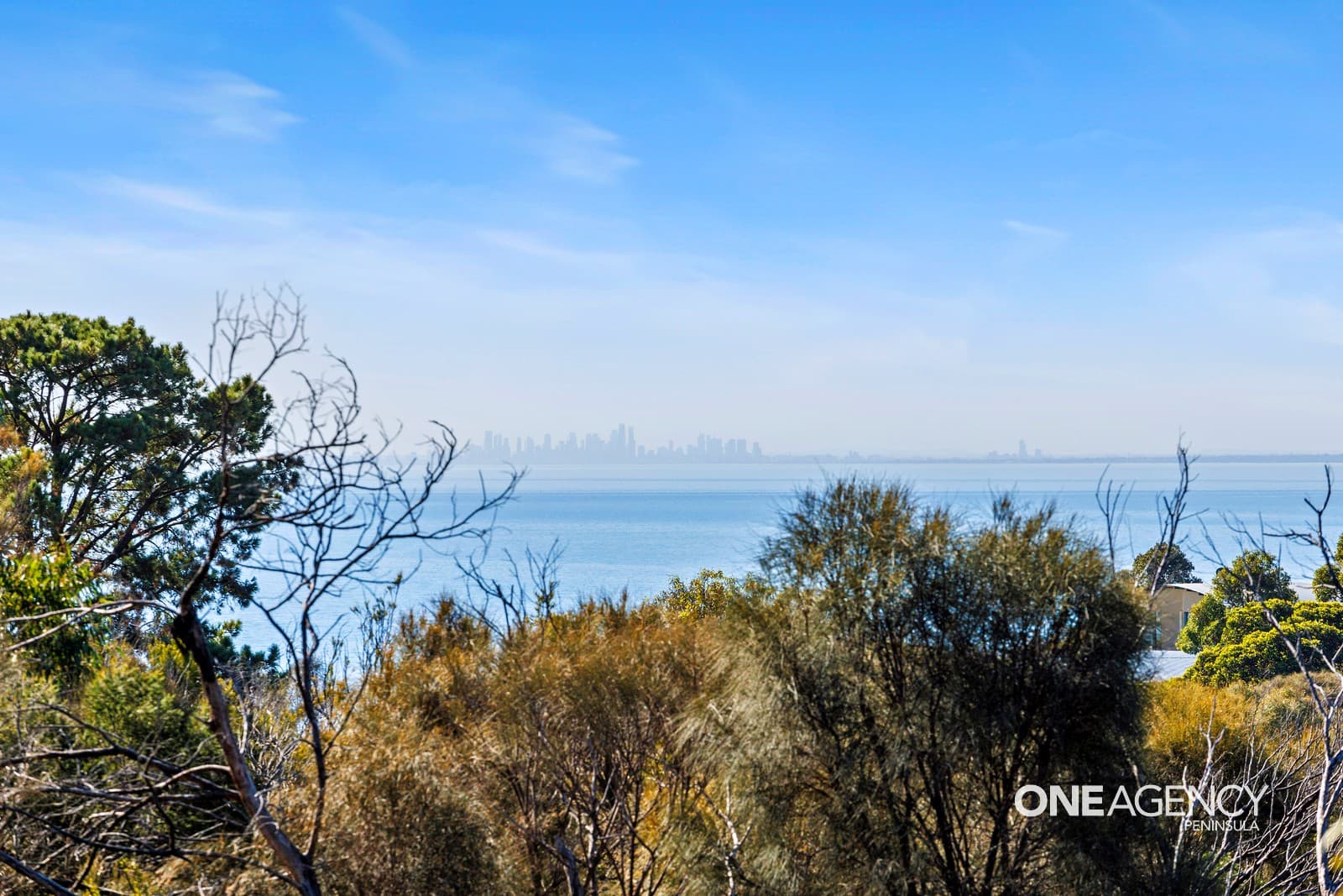 4 Rockleigh Drive, Mount Martha, Mount Martha - Thumbnail 2