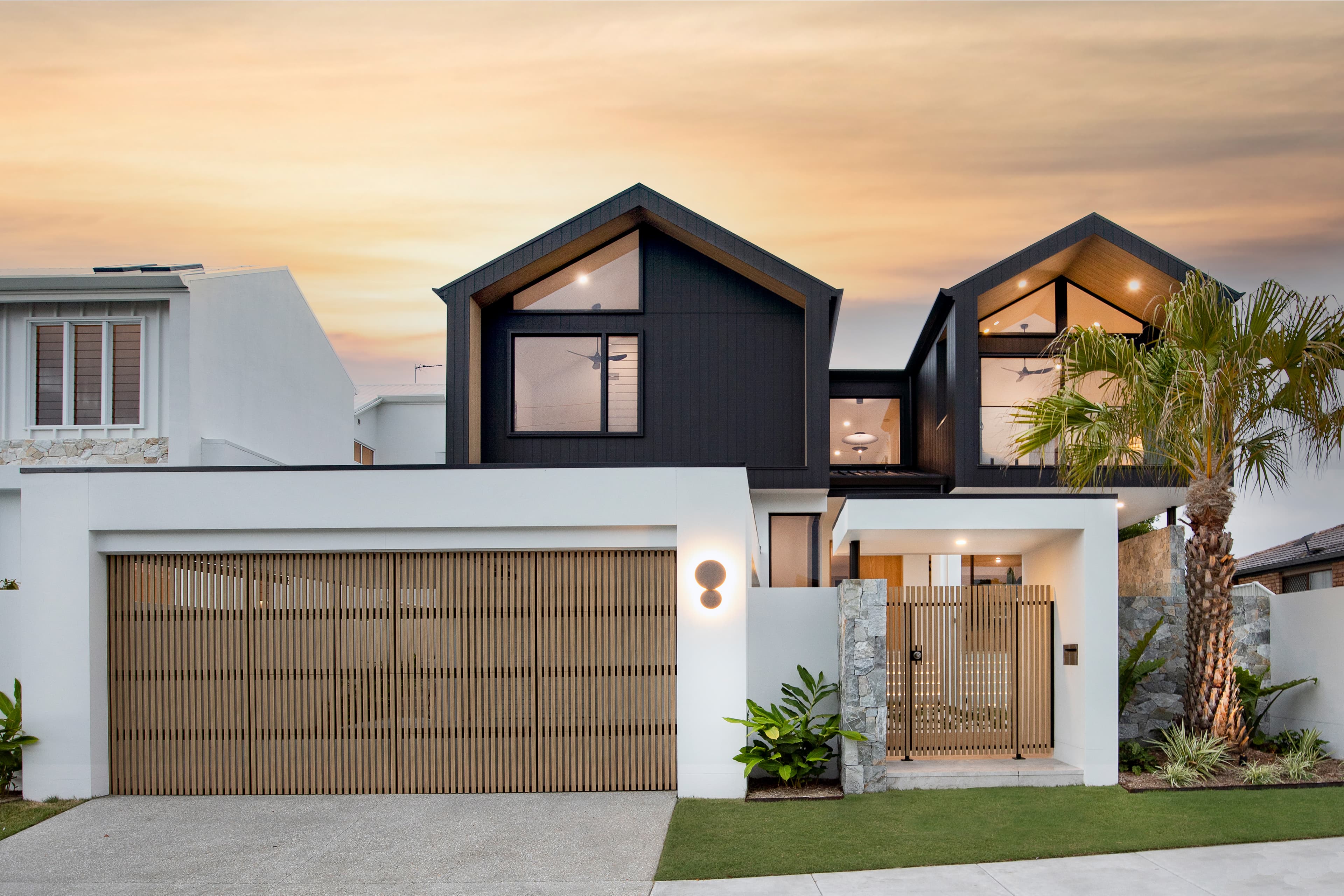 30 Mountain View Avenue, Burleigh Waters, Burleigh Waters - Image 1