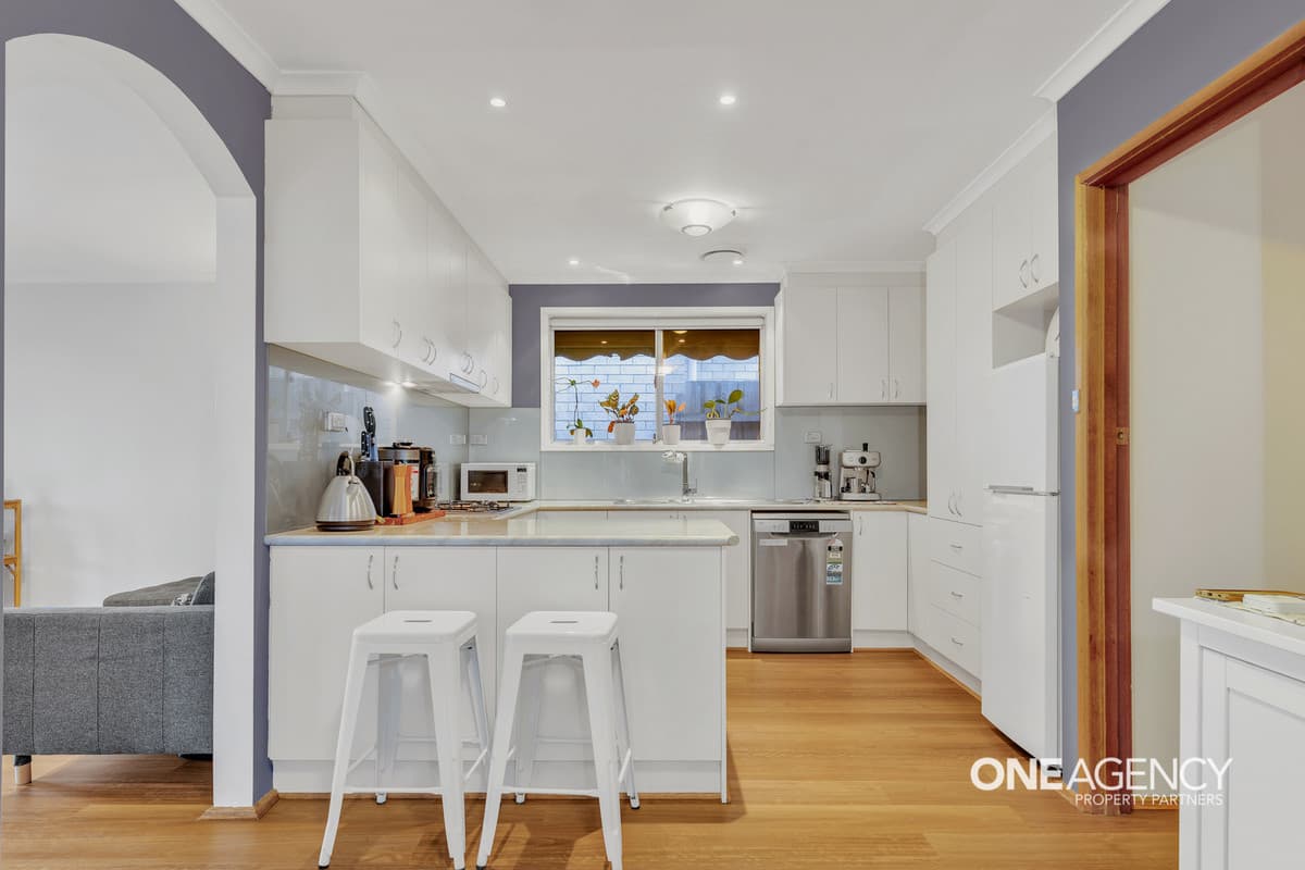 12 Ayr Street, Altona Meadows, Altona Meadows - Thumbnail 8
