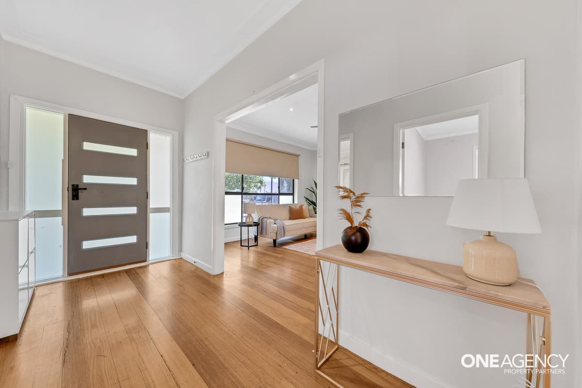 18 Paw Paw Road, Brooklyn, Brooklyn - Thumbnail 5