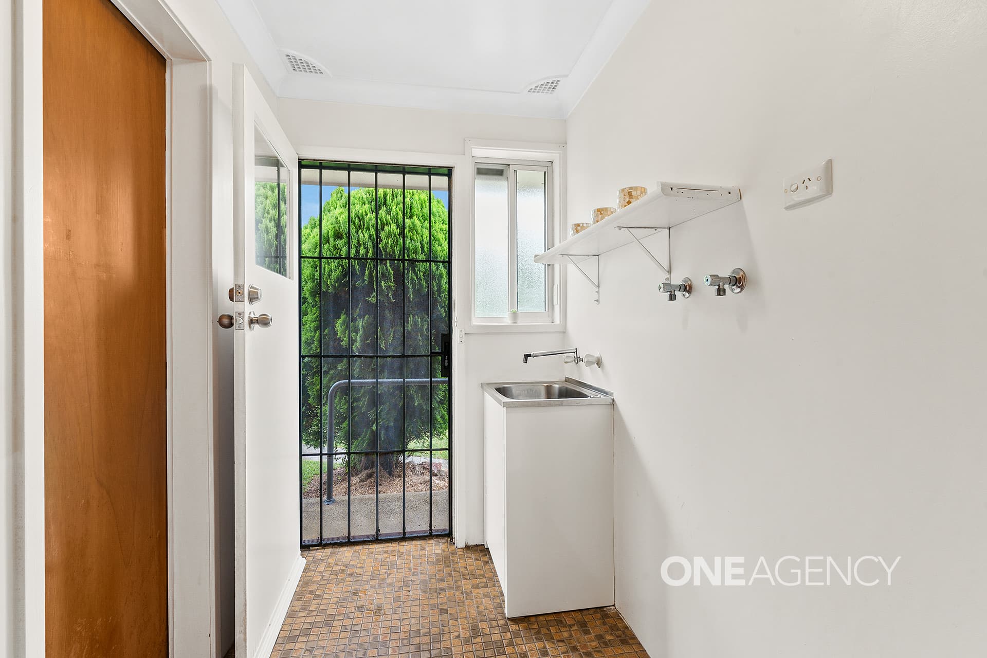 19 Fuchsia Crescent, Bomaderry, Bomaderry - Thumbnail 8