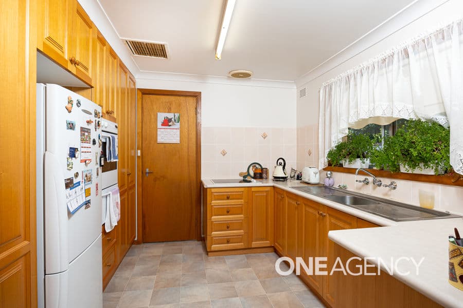 59 INGLIS Street, Lake Albert, Lake Albert - Thumbnail 4