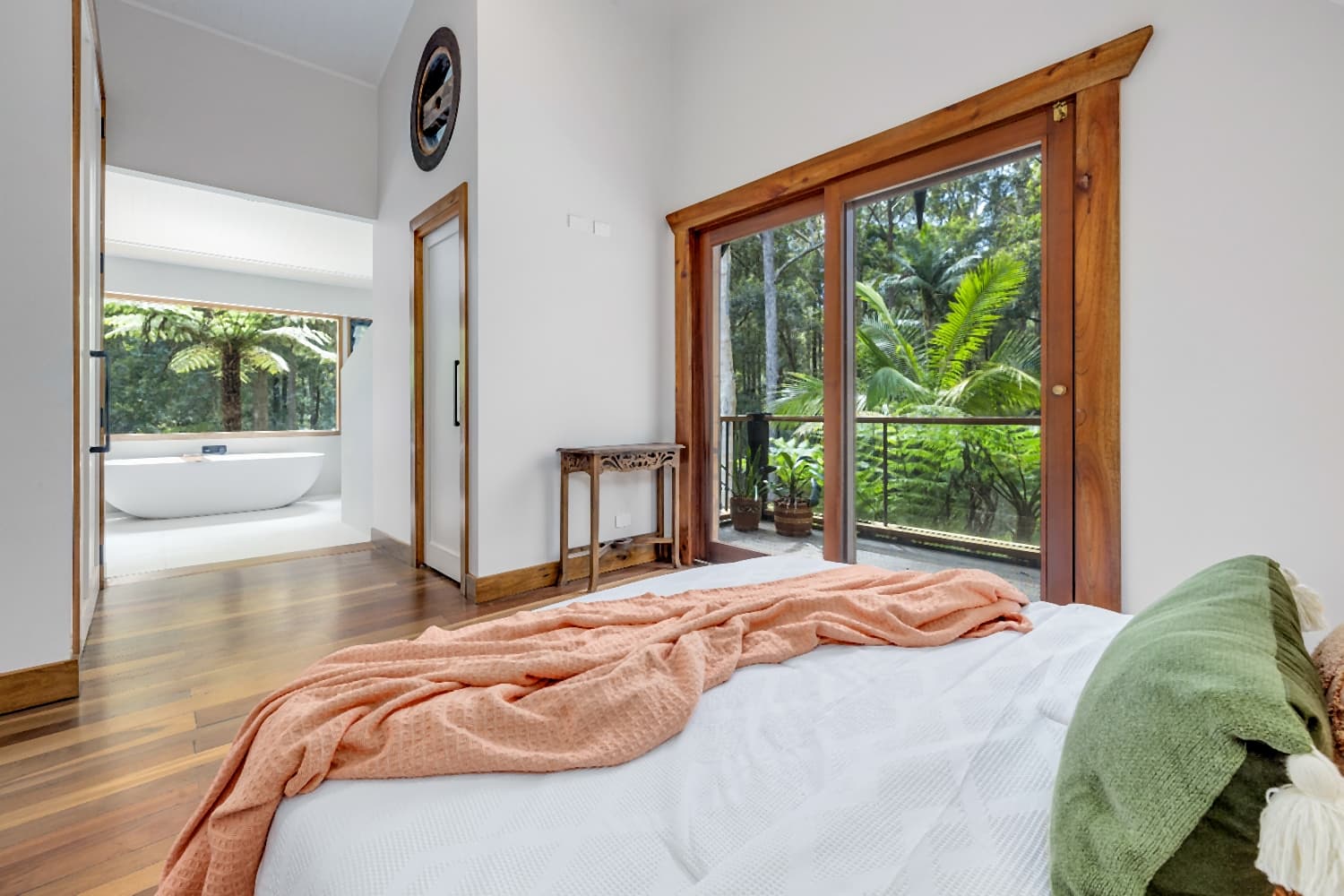 25 Forest Glen Road, Kendall, Kendall - Thumbnail 3