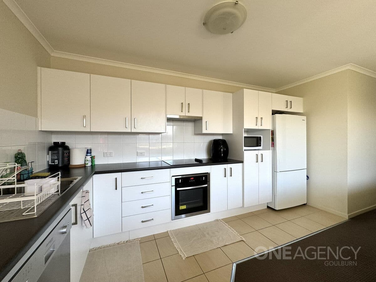 19 and 19A Hunter Street, Goulburn, Goulburn - Thumbnail 4