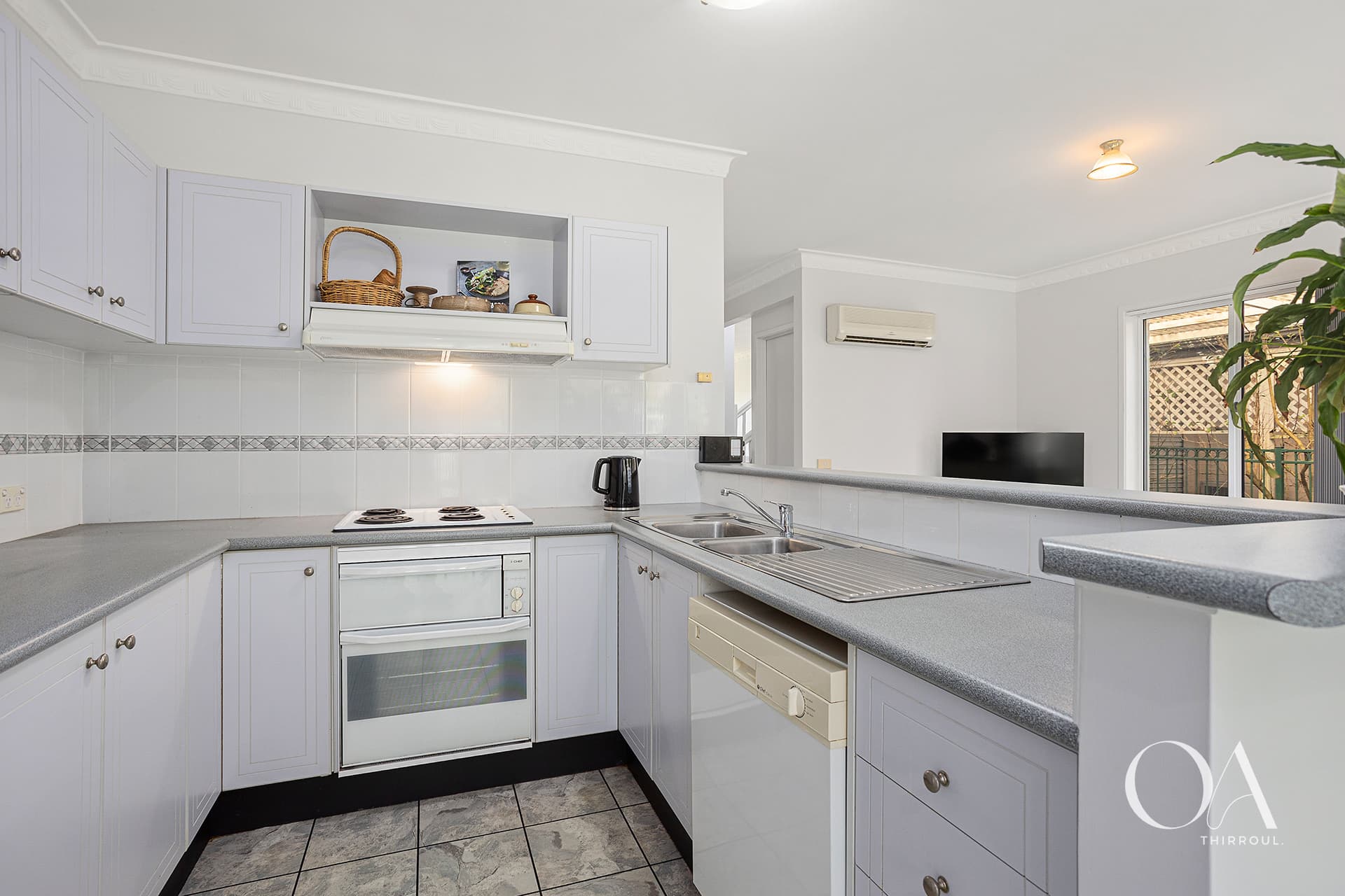 76 Gardenia Terrace, Woonona, Woonona - Thumbnail 4