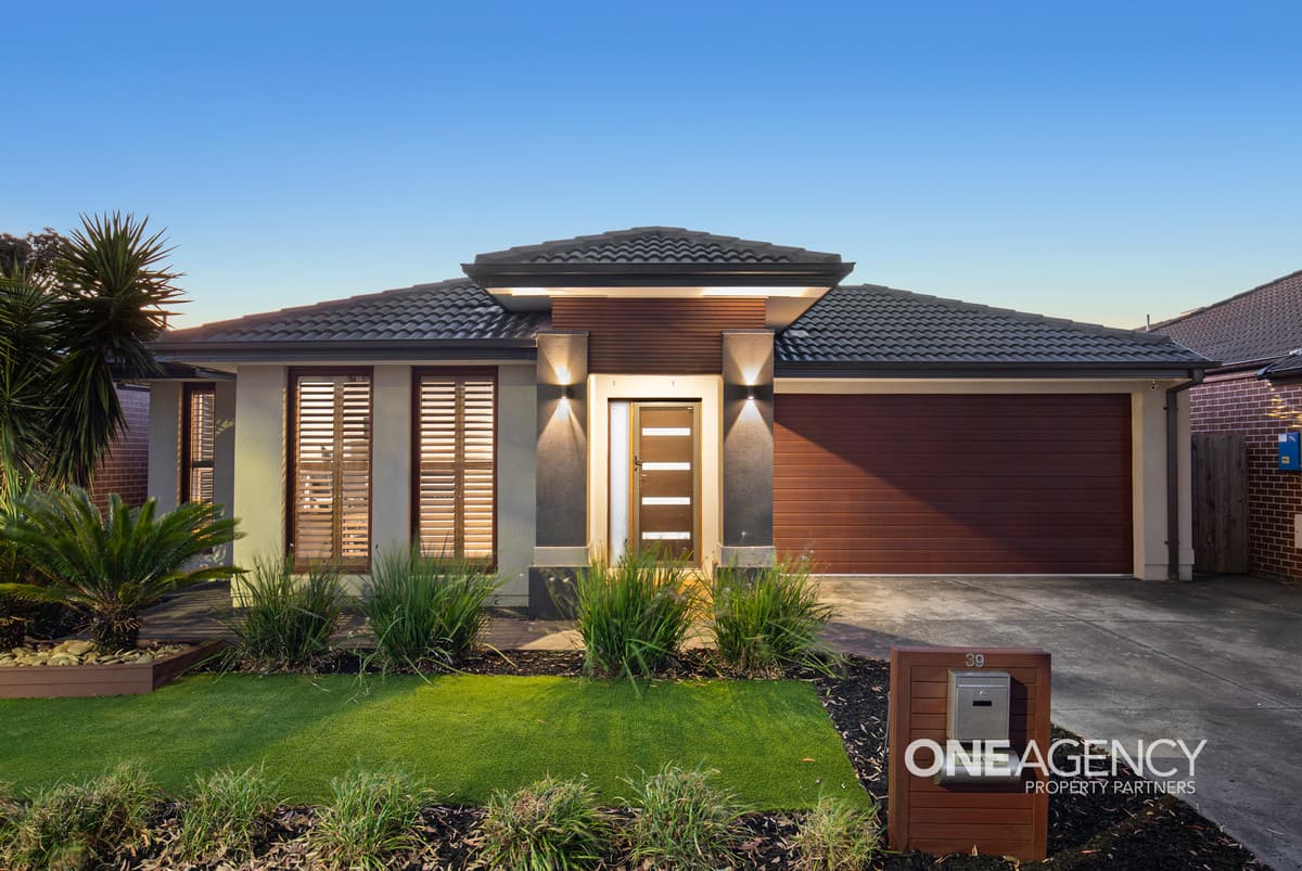 39 Tamborine Avenue, Point Cook, Point Cook - Image 1