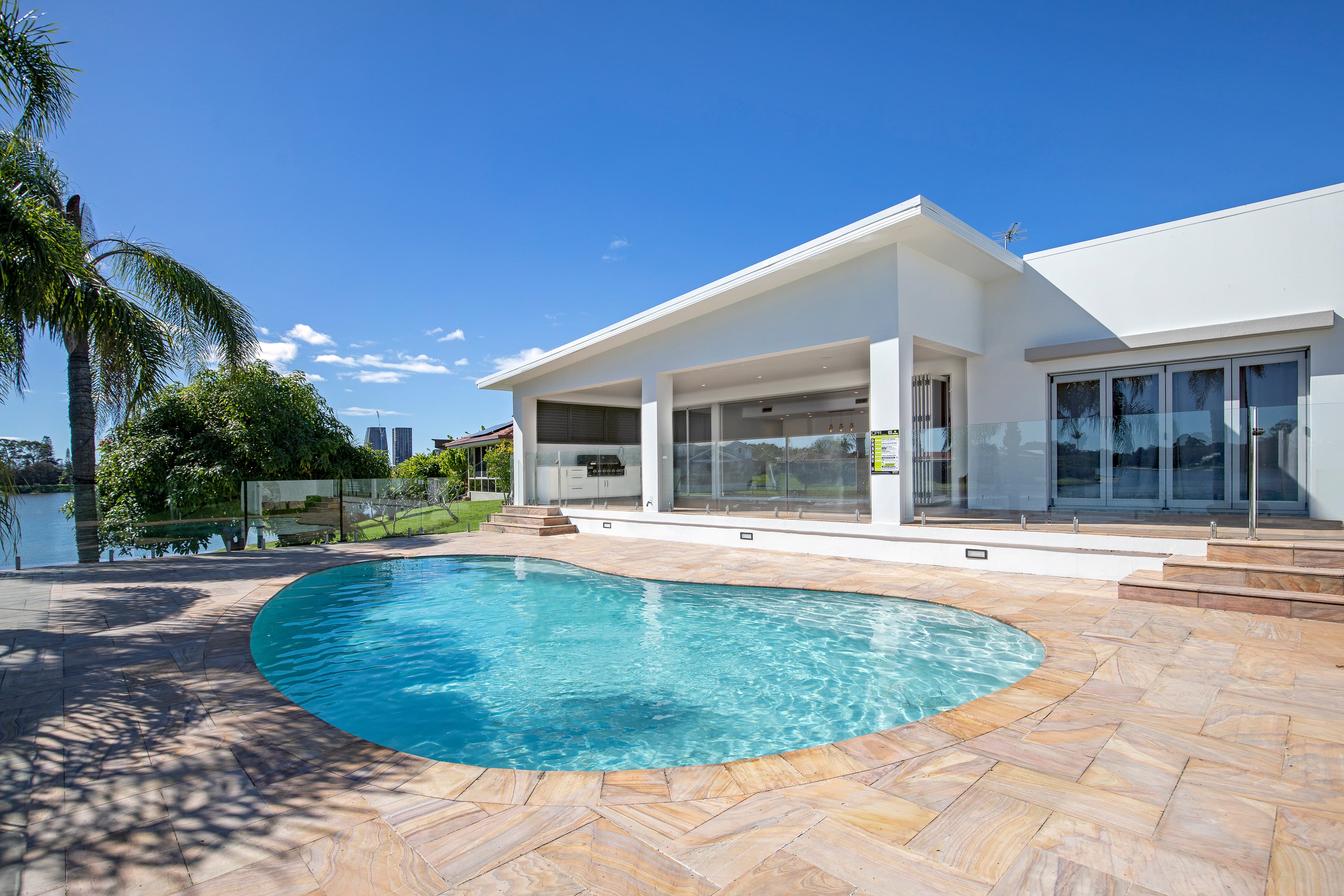 200 Acanthus Avenue, Burleigh Waters, Burleigh Waters - Thumbnail 3