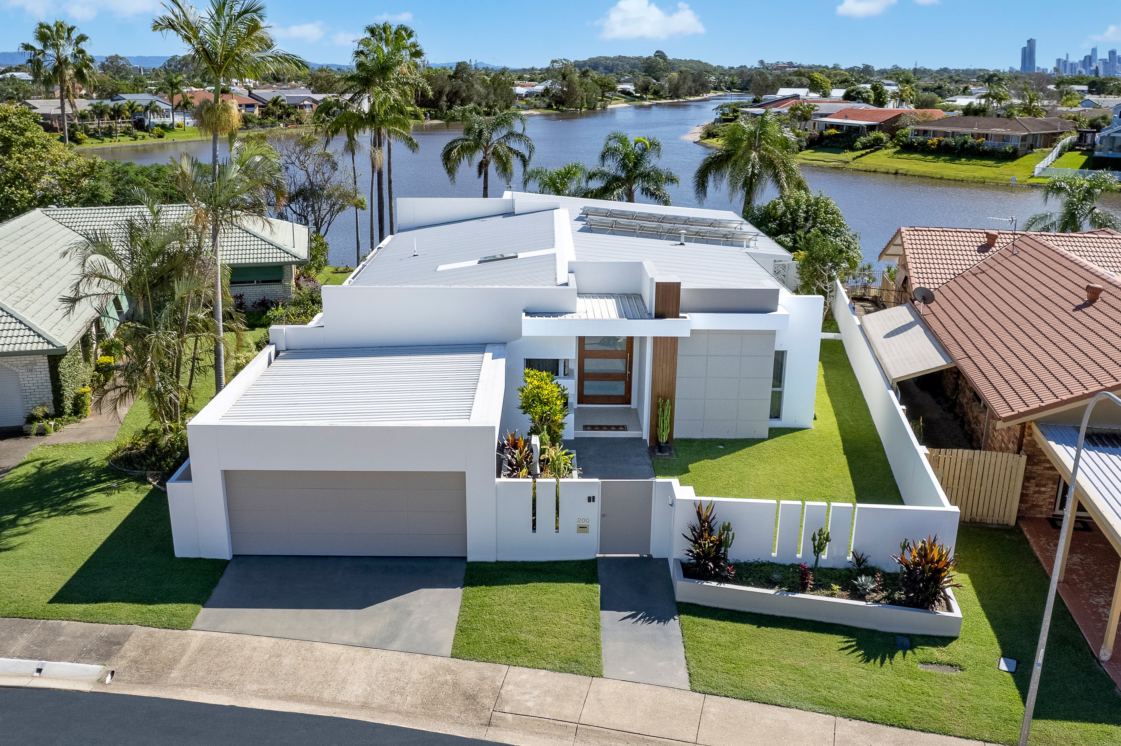 200 Acanthus Avenue, Burleigh Waters, Burleigh Waters - Image 1