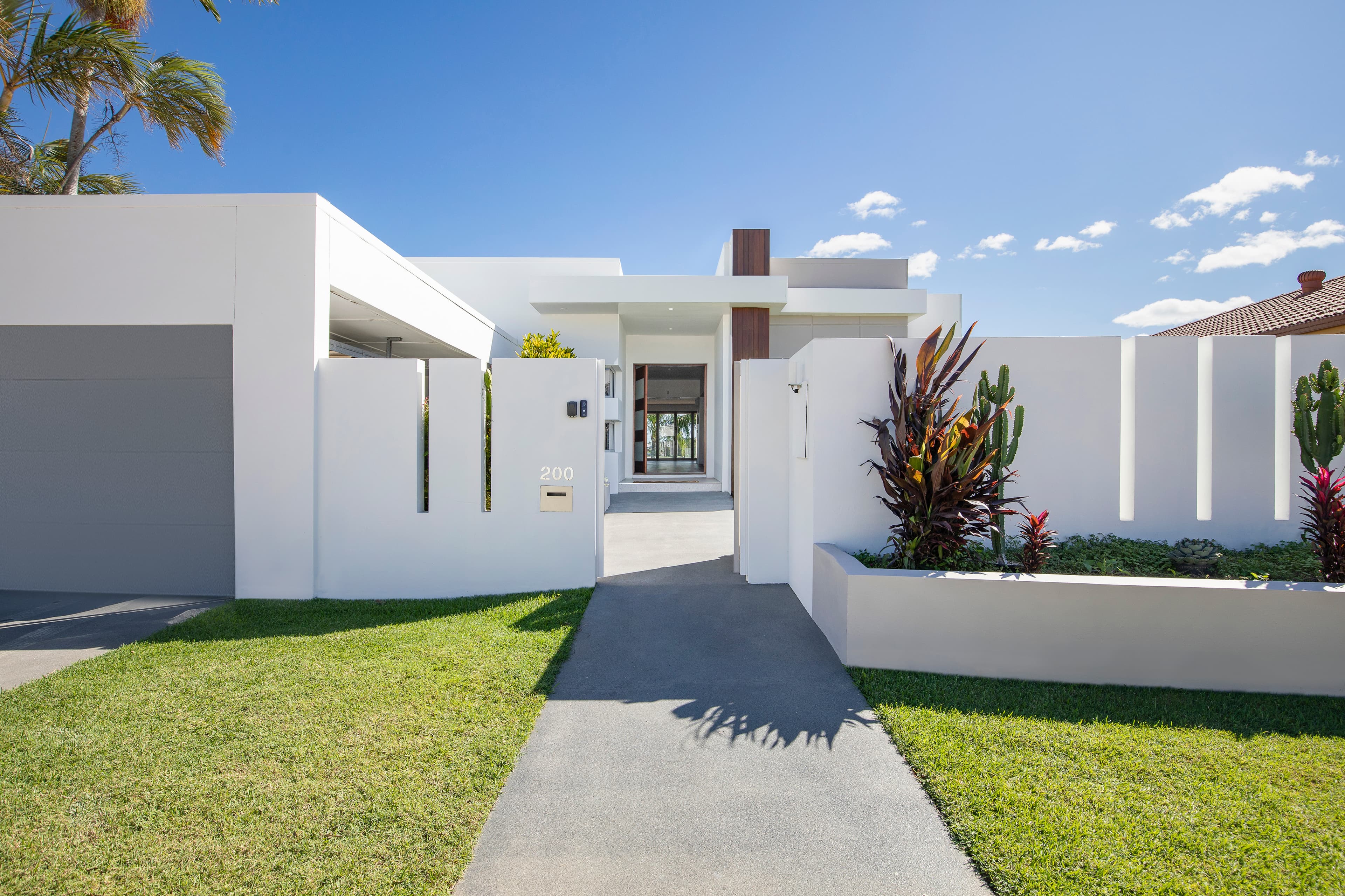 200 Acanthus Avenue, Burleigh Waters, Burleigh Waters - Thumbnail 4