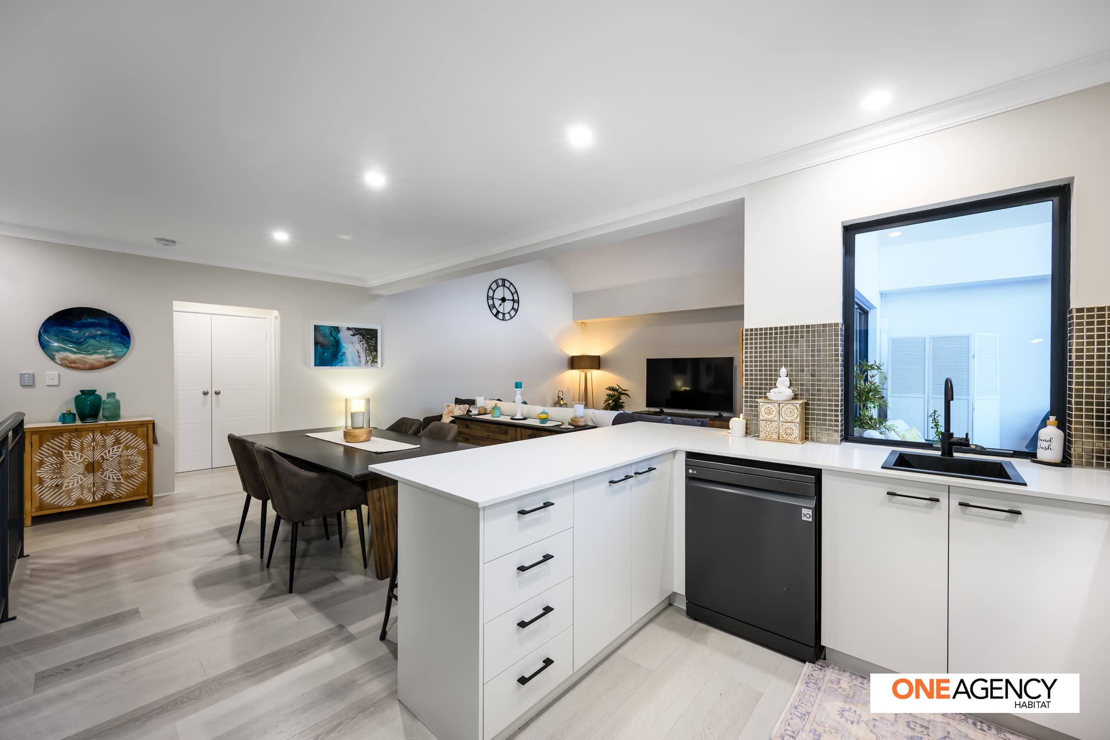 6/30-32 Spinnaker Quays, Mandurah, Mandurah - Thumbnail 5
