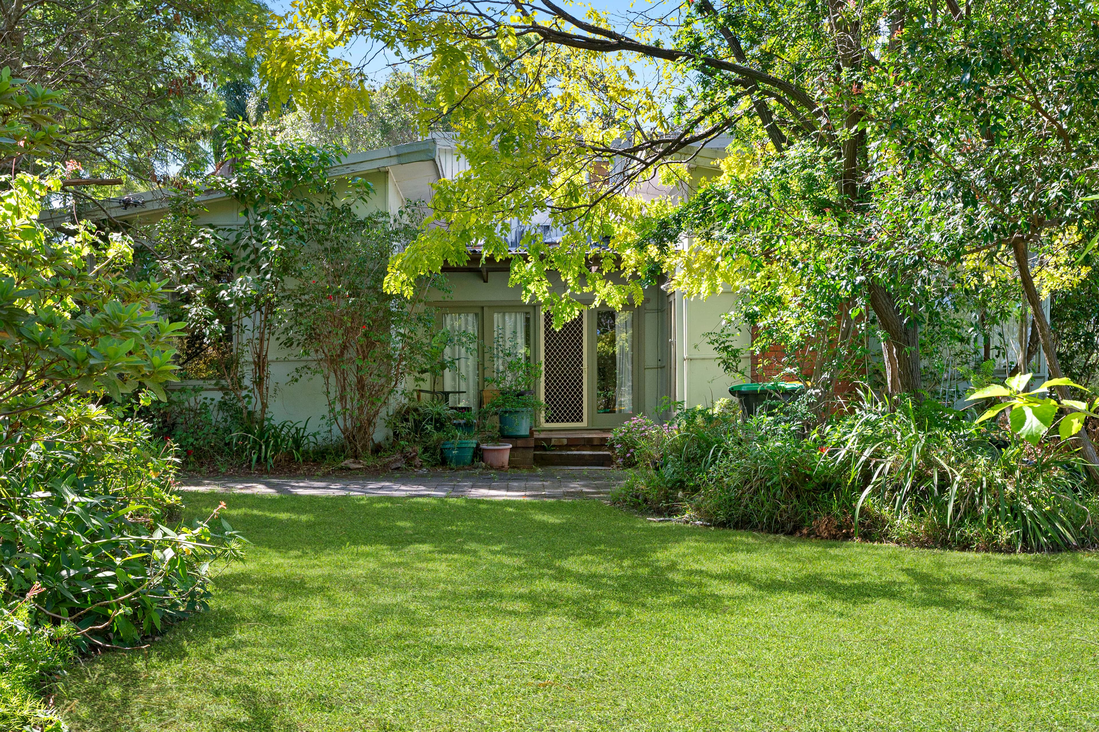 5 Sydney Road, Hornsby Heights, Hornsby Heights - Thumbnail 2