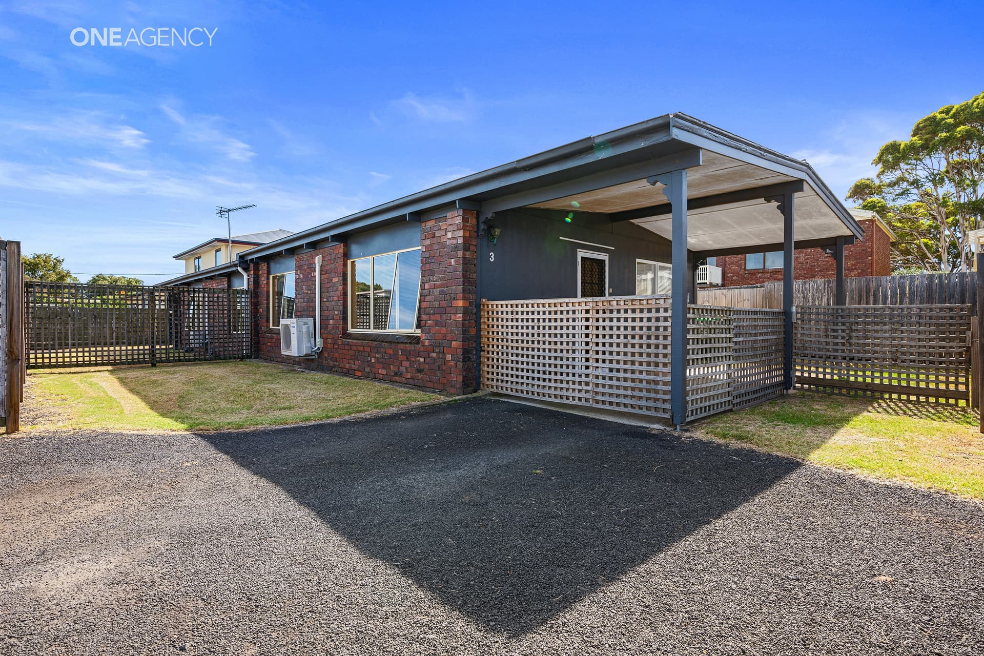 3/2C Moore Street, West Ulverstone, West Ulverstone - Thumbnail 2