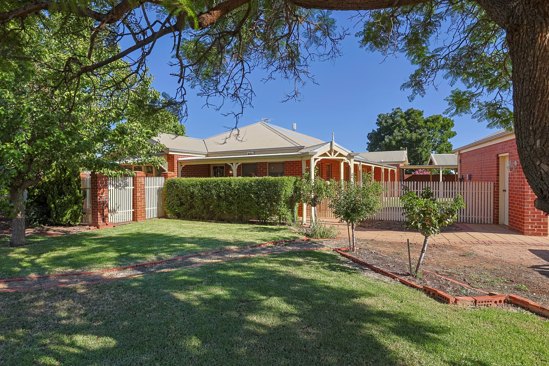 143 Mena Road, Birdwoodton, Birdwoodton - Image 1