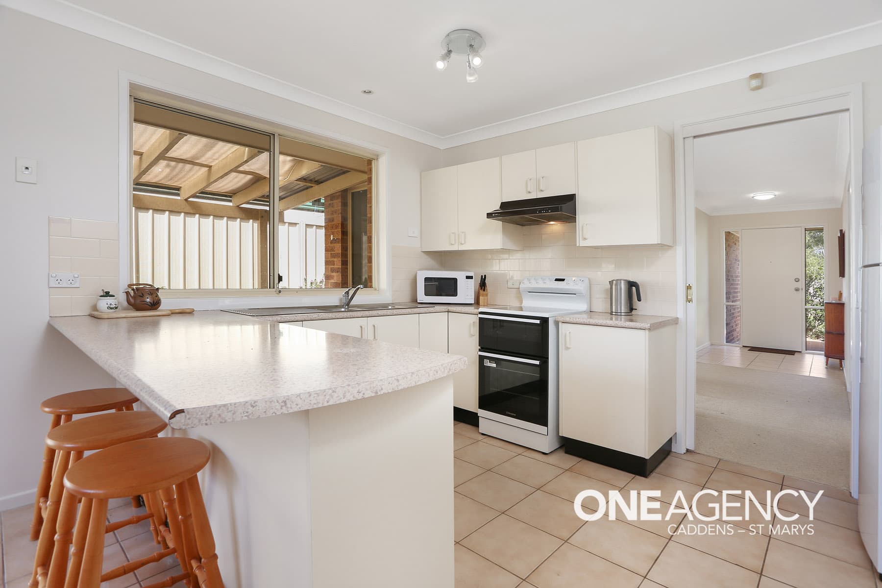 28 Henze Crescent, Claremont Meadows, Claremont Meadows - Thumbnail 2