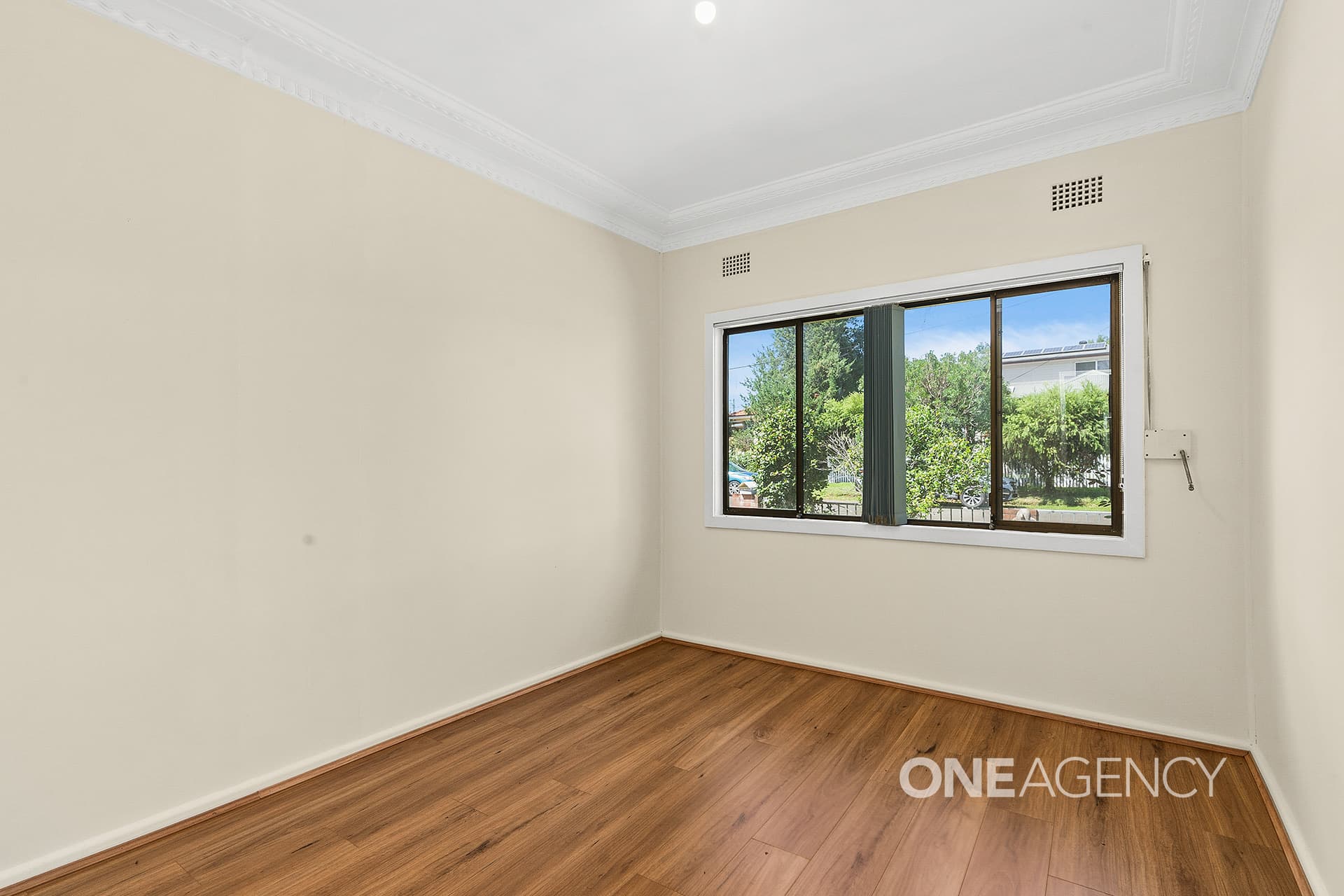 19 Morton Parade, Nowra, Nowra - Thumbnail 4