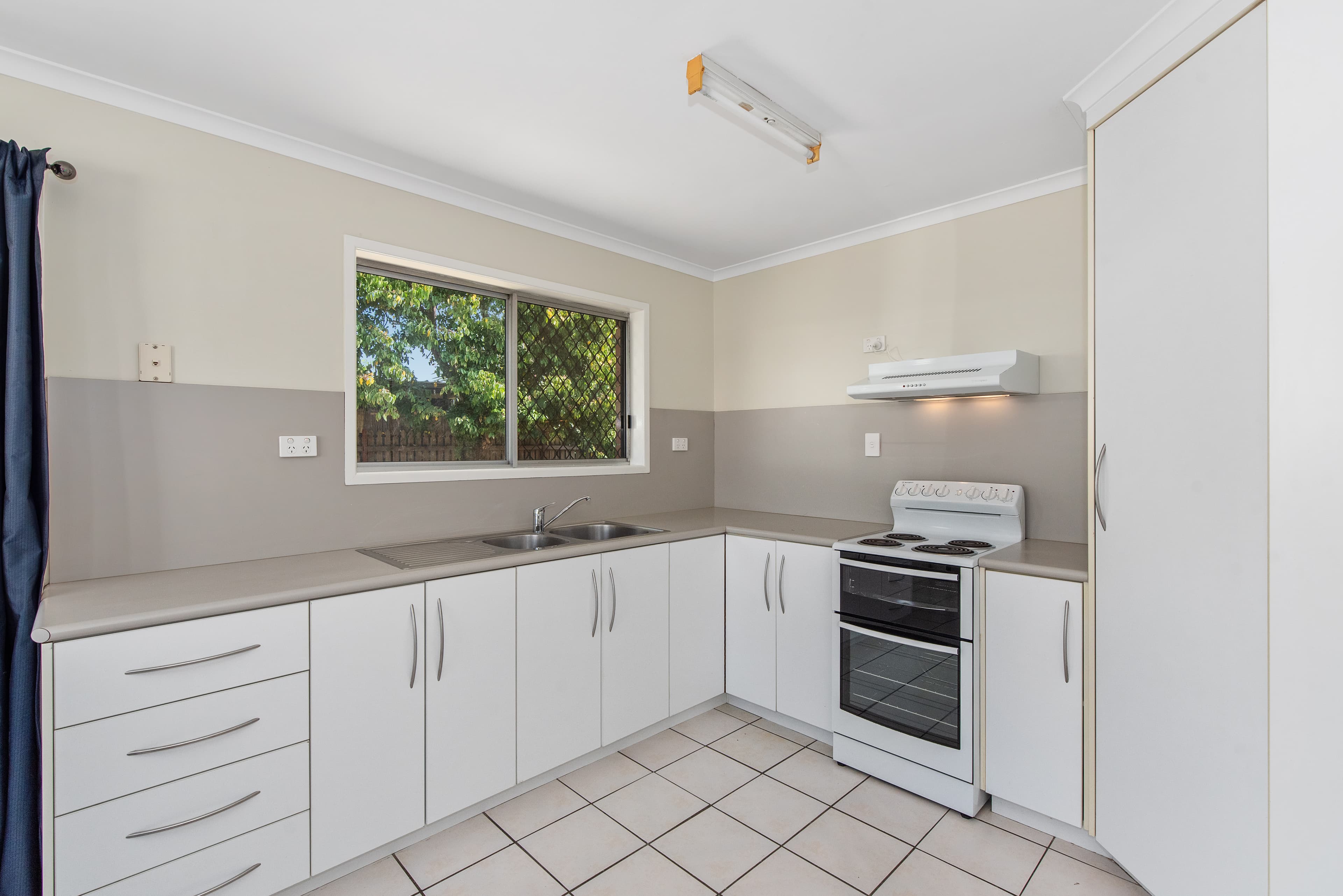 3 Shirleen Crescent, Condon, Condon - Thumbnail 3