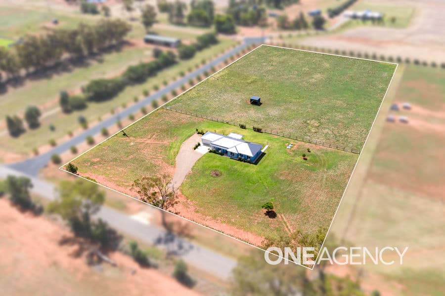 99 CAMPBELLS Lane, Coolamon, Coolamon - Image 1