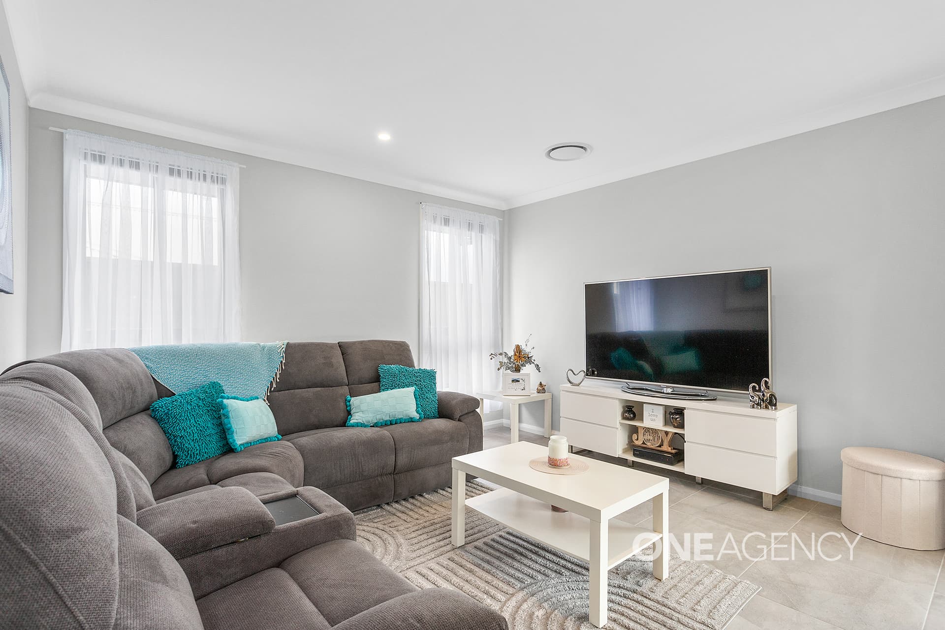 222 North Macquarie Road, Calderwood, Calderwood - Thumbnail 4