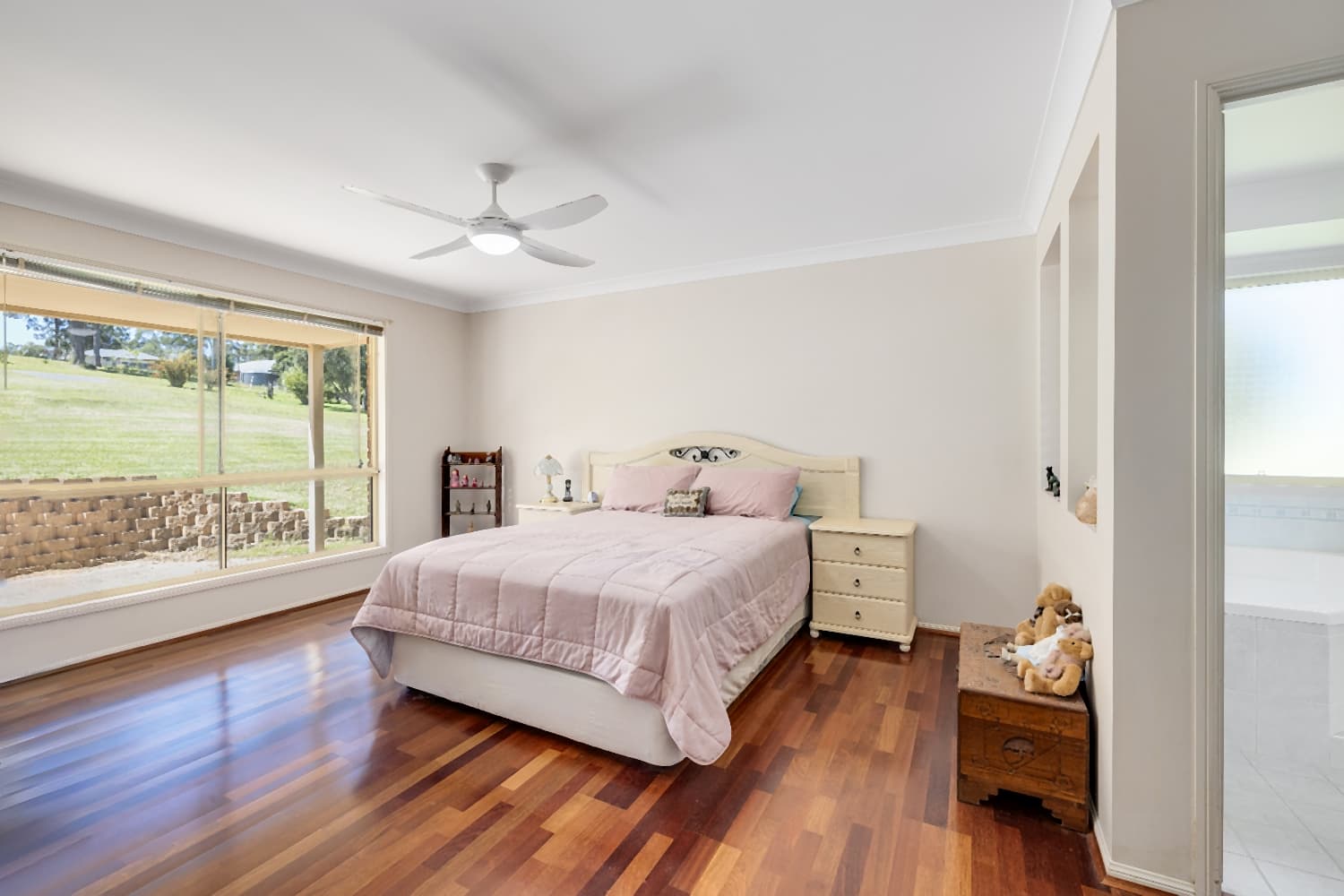 29 Lake Ridge Drive, Kew, Kew - Thumbnail 6