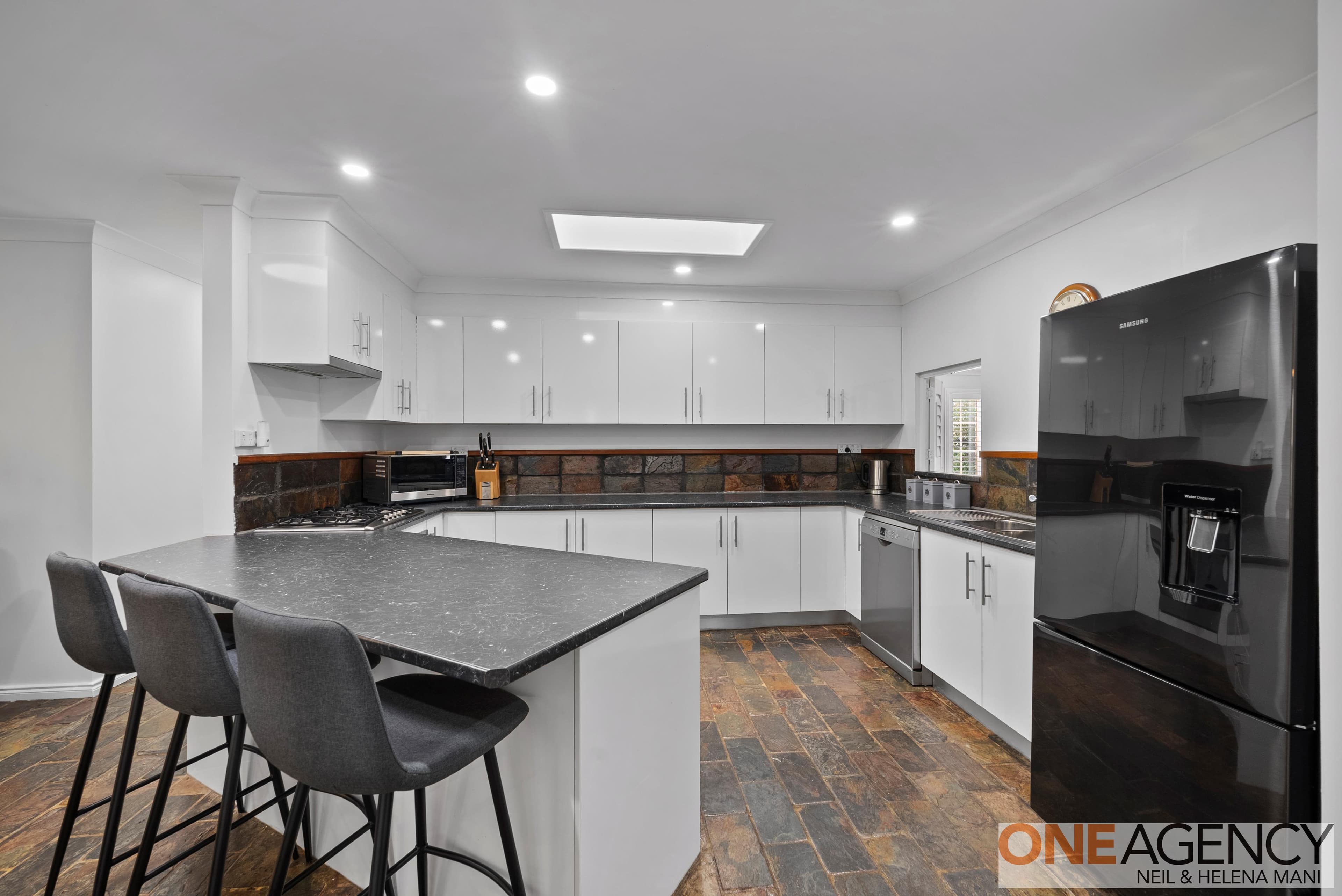 155 Glennie Street, North Gosford, North Gosford - Thumbnail 3