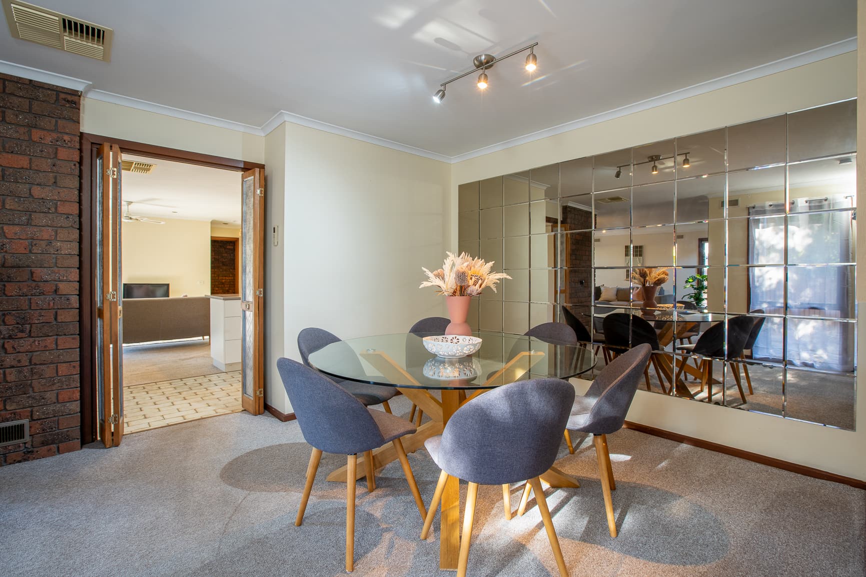 4 DRUMMOND Court, West Wodonga, West Wodonga - Thumbnail 4