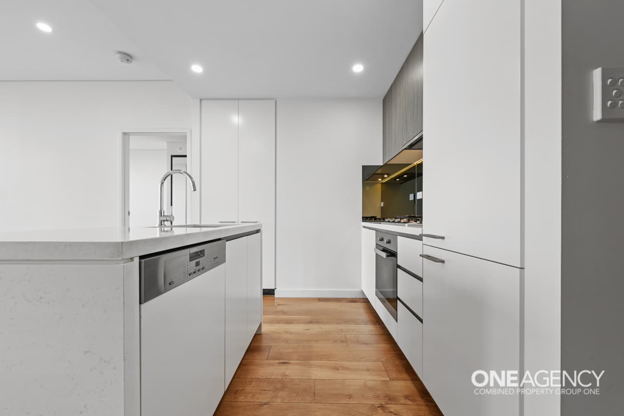 1805/16 Gadigal Avenue, Waterloo, Waterloo - Thumbnail 3