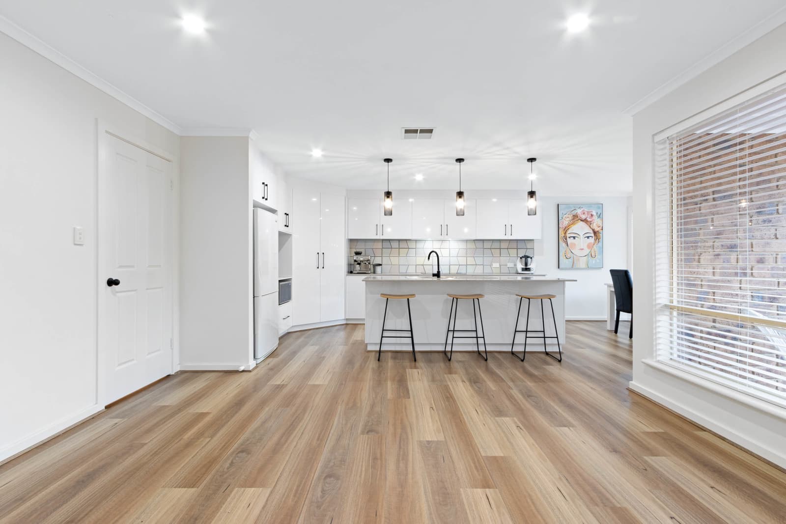 7 William Gilbert Avenue, Cockatoo Valley, Williamstown - Thumbnail 8