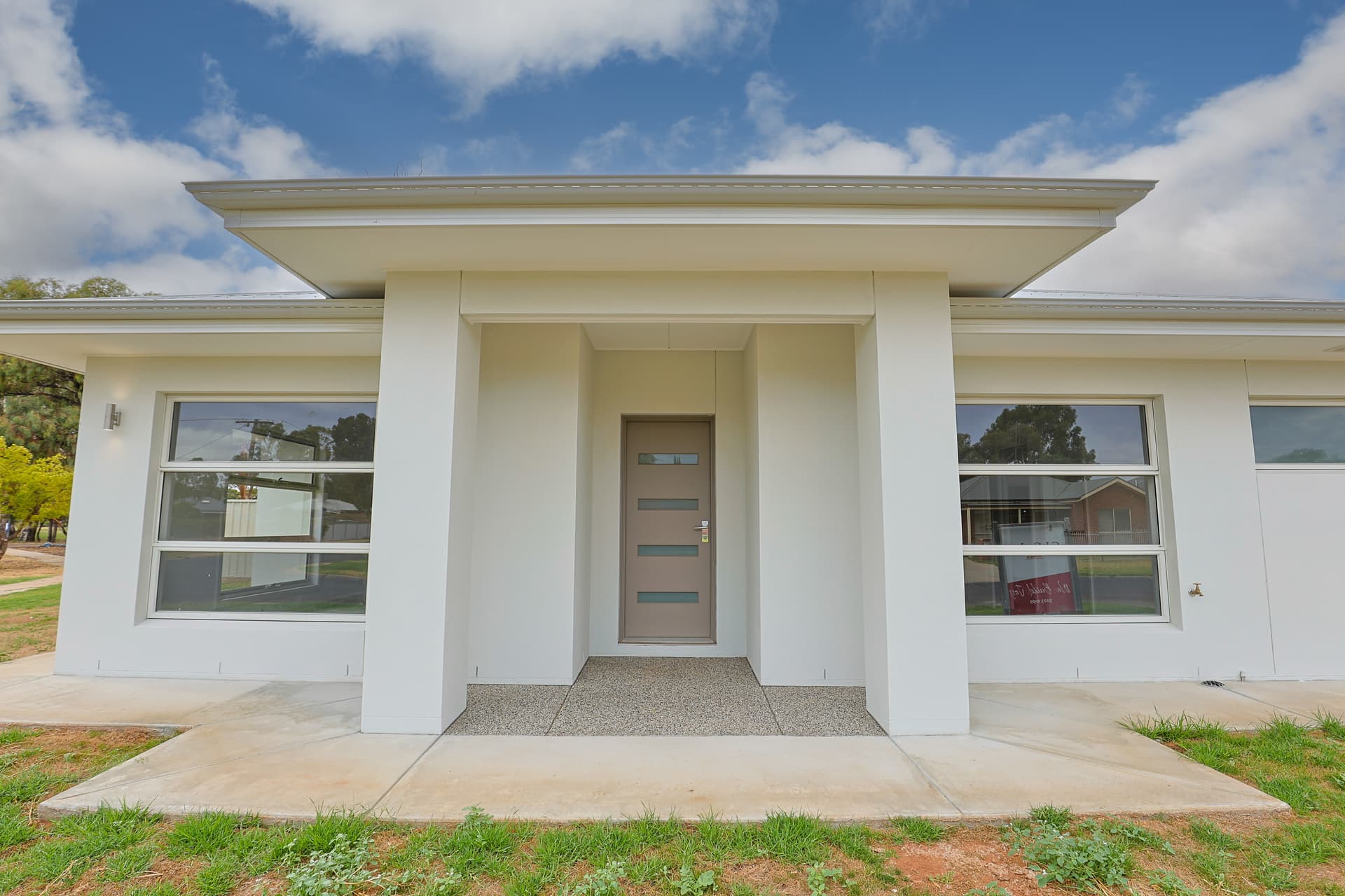 77 Ronald Street, Robinvale, Robinvale - Thumbnail 2