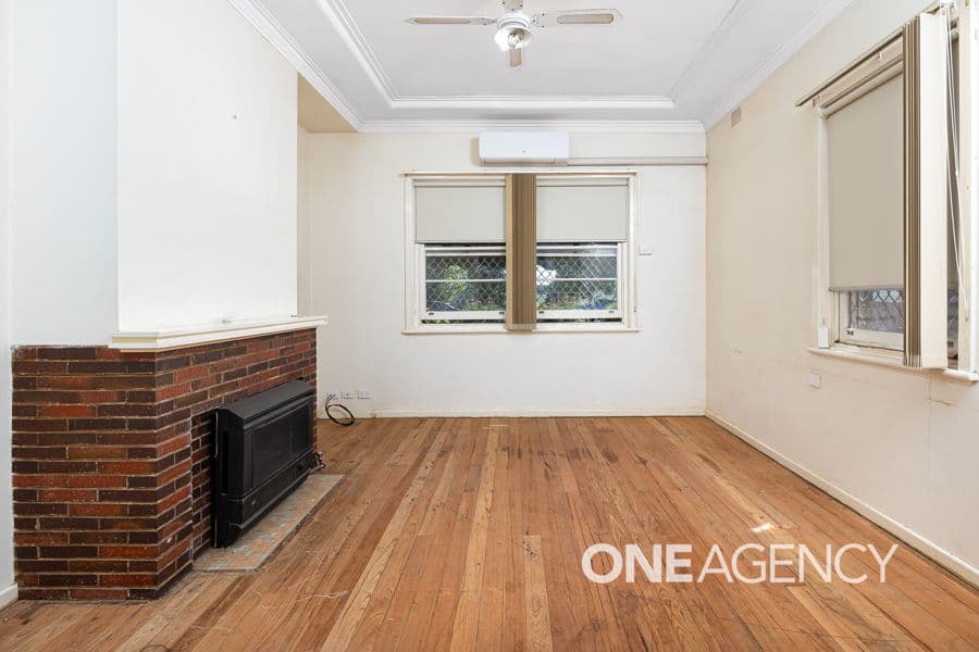 208 KINCAID Street, Wagga Wagga, Wagga Wagga - Thumbnail 2