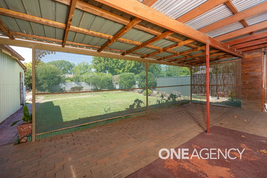 208 KINCAID Street, Wagga Wagga, Wagga Wagga - Thumbnail 8