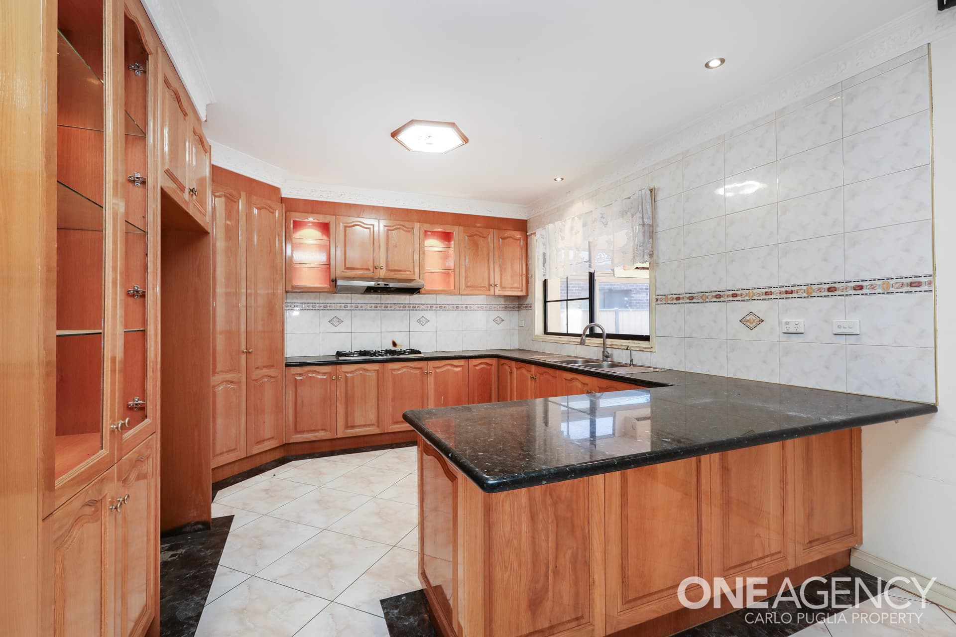 11 Taniyha Place, Sunshine North, Sunshine North - Thumbnail 5