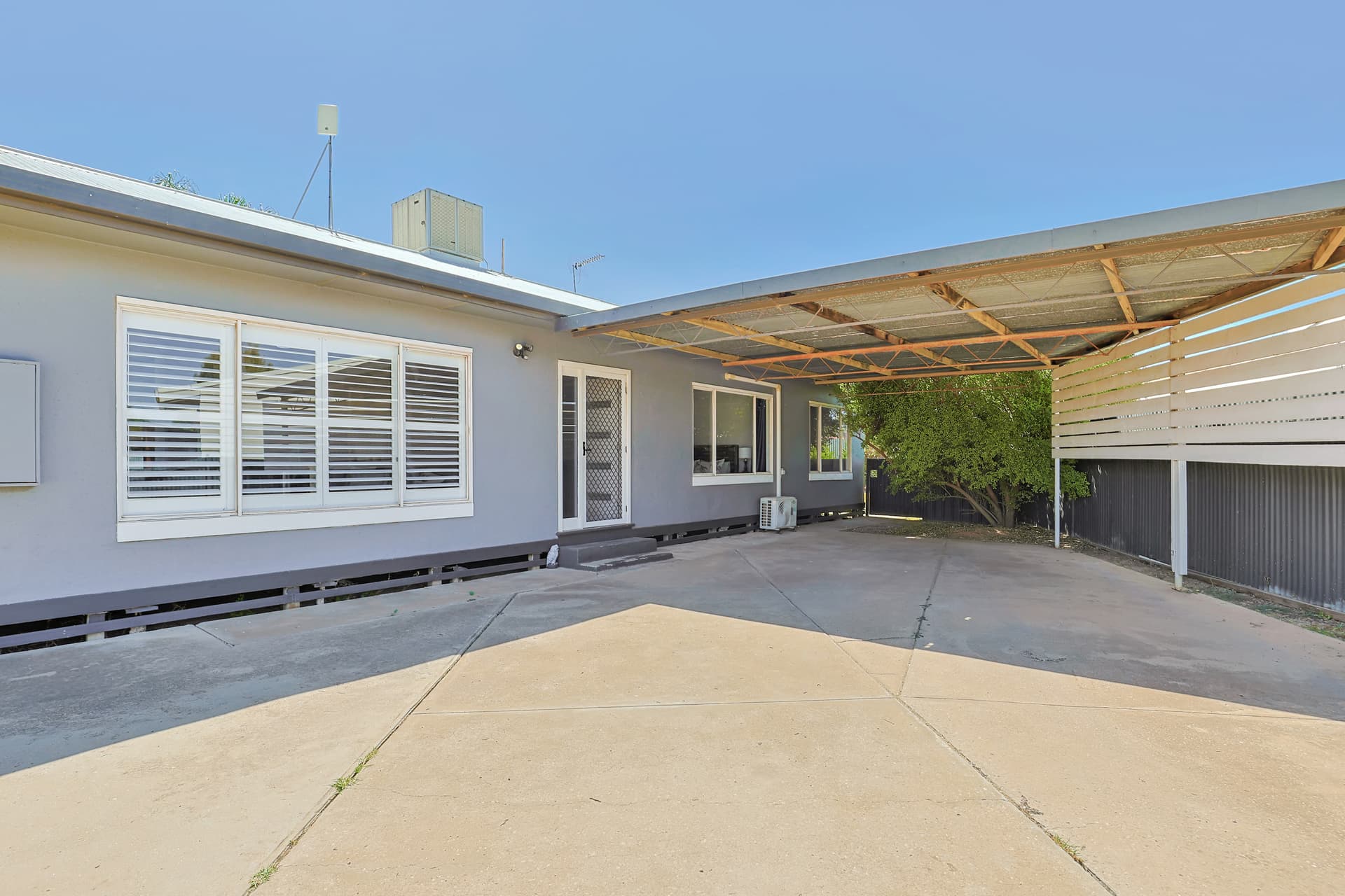 2823 Fourteenth Street, Irymple, Irymple - Thumbnail 2
