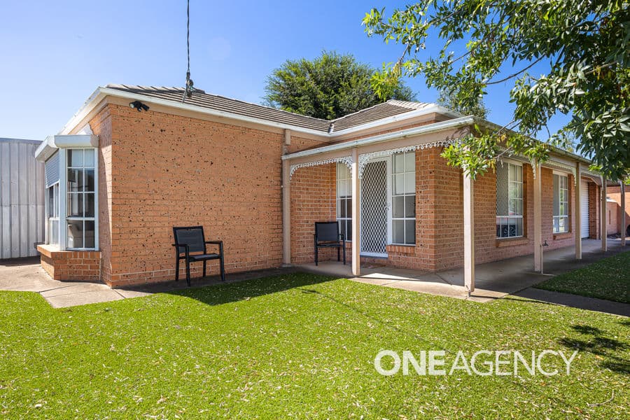 2/32 BOLTON Street, Wagga Wagga, Wagga Wagga - Image 1