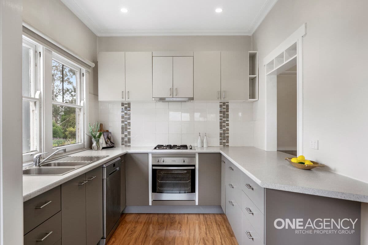 4 Woodlands Road, Katoomba, Katoomba - Thumbnail 6