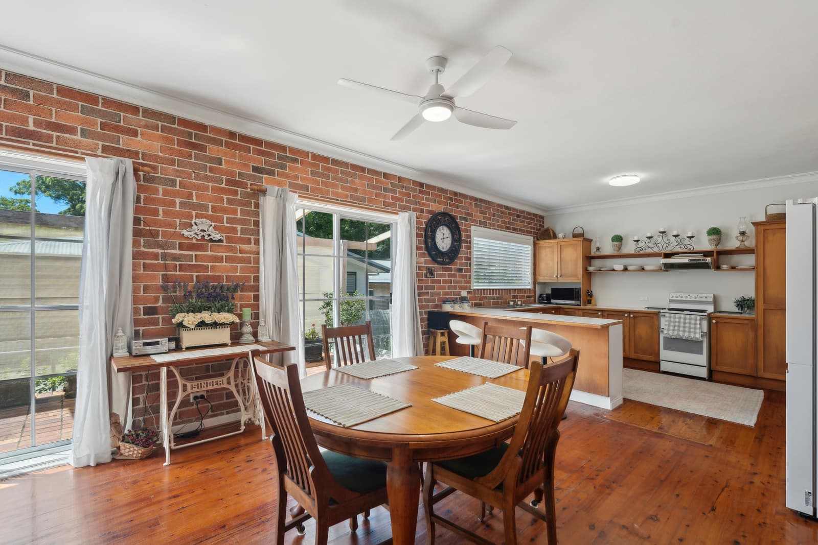 70 Vera Drive, Coffs Harbour, Coffs Harbour - Thumbnail 5
