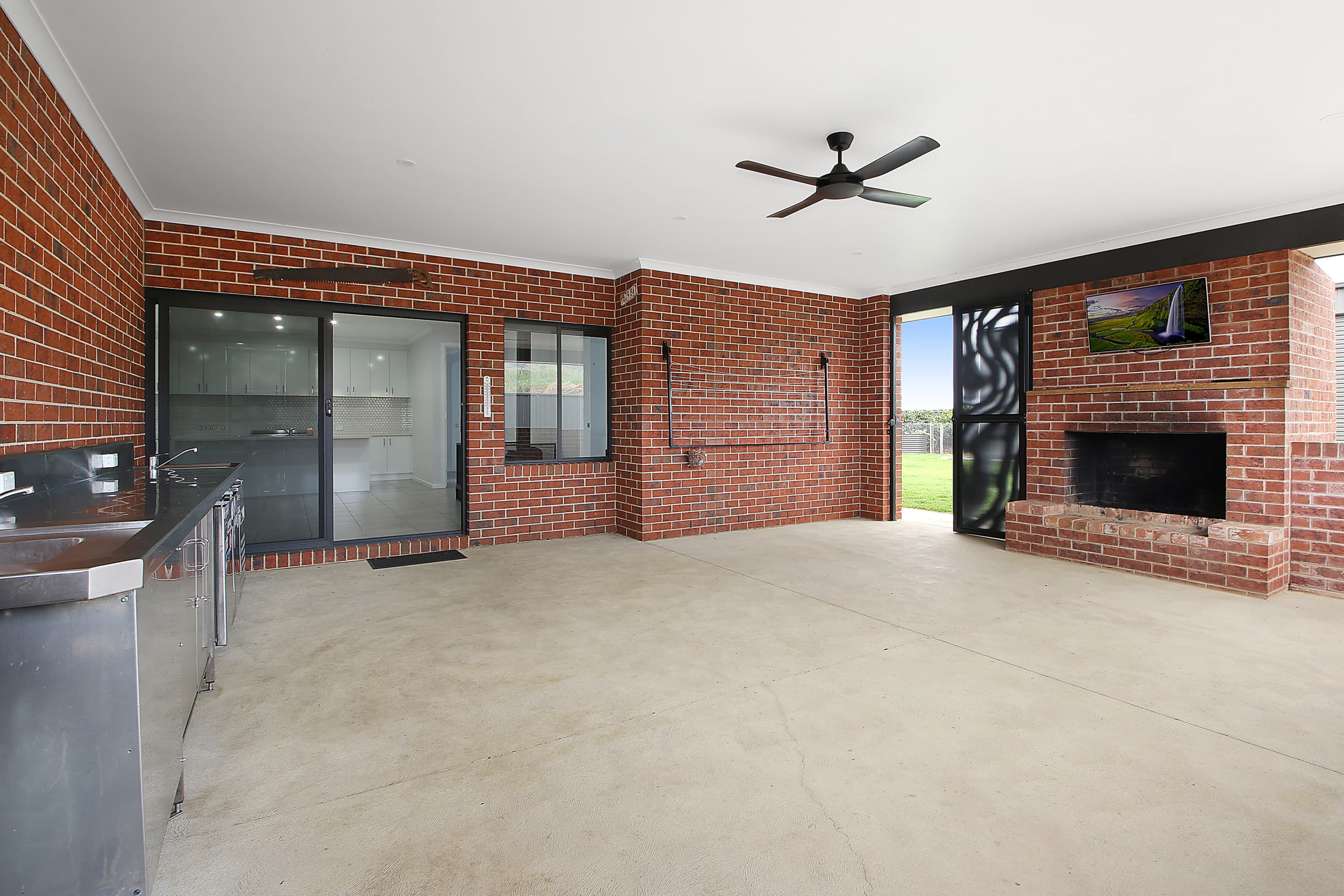 7 KIDMAN Drive, Tangambalanga, Tangambalanga - Thumbnail 7